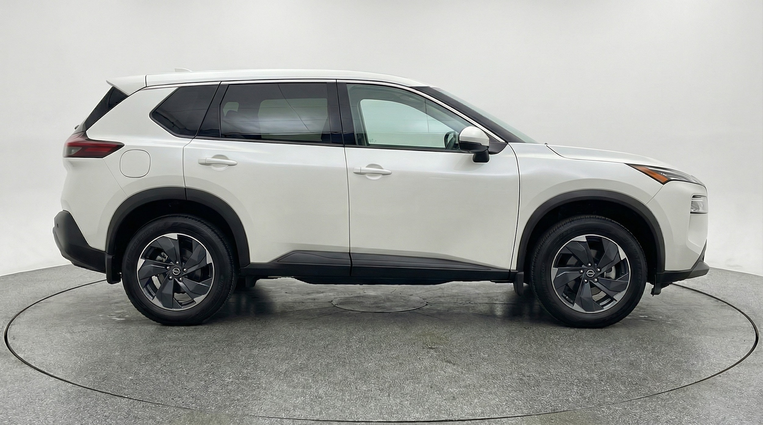 Thumbnail: 2025 Nissan Rogue - 8