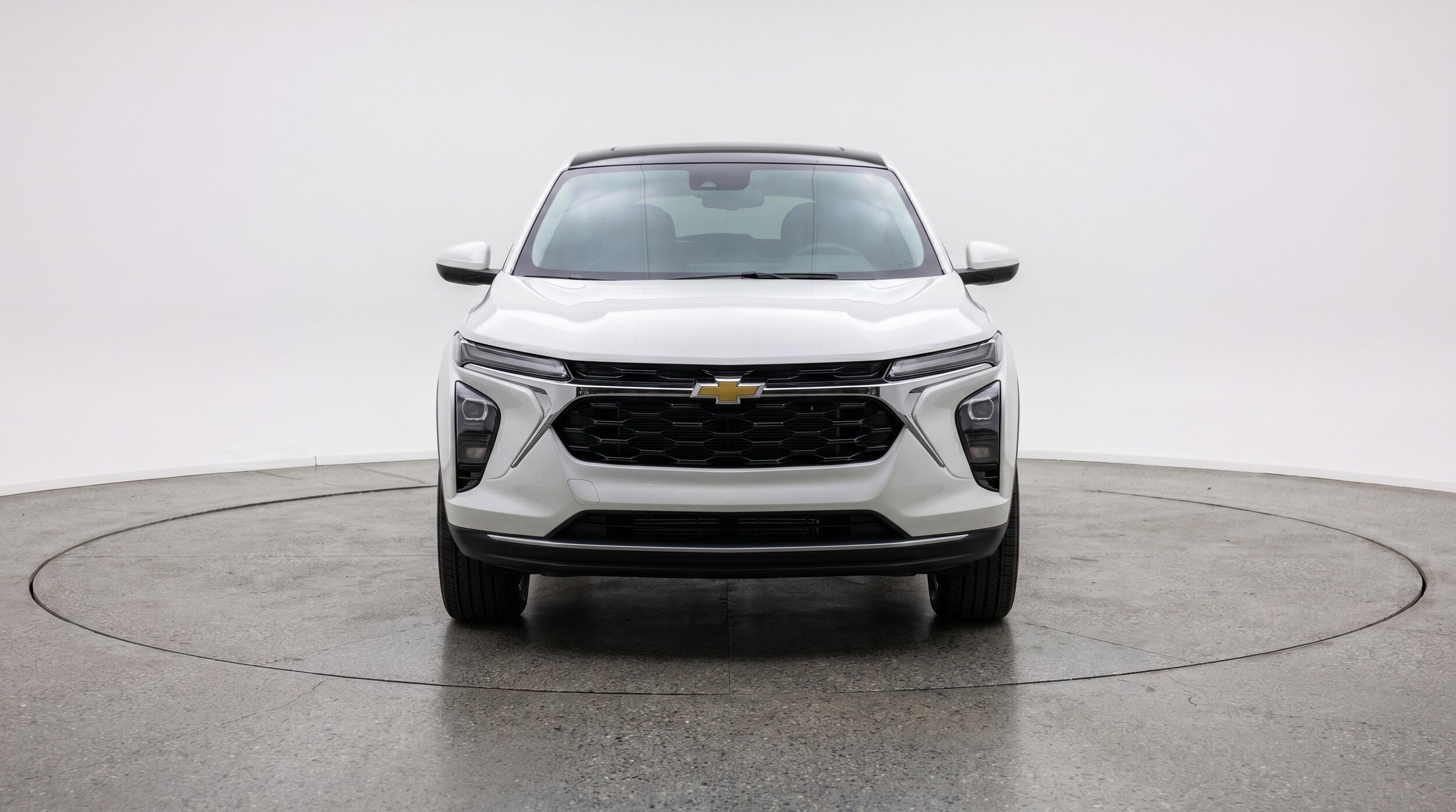 Thumbnail: 2025 Chevrolet Trax - 2