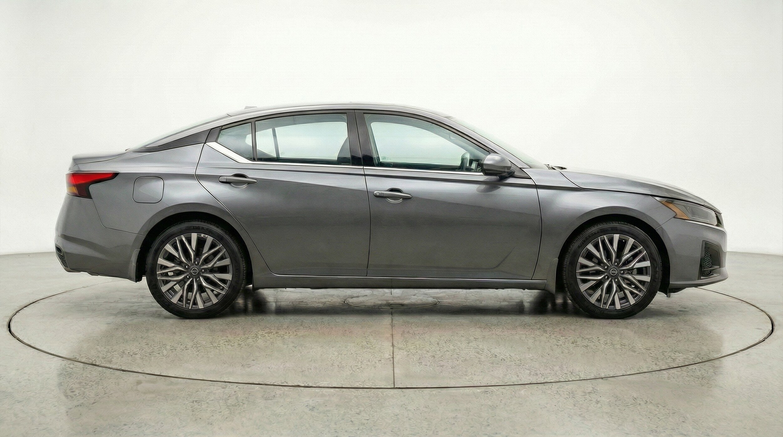 Thumbnail: 2025 Nissan Altima - 11