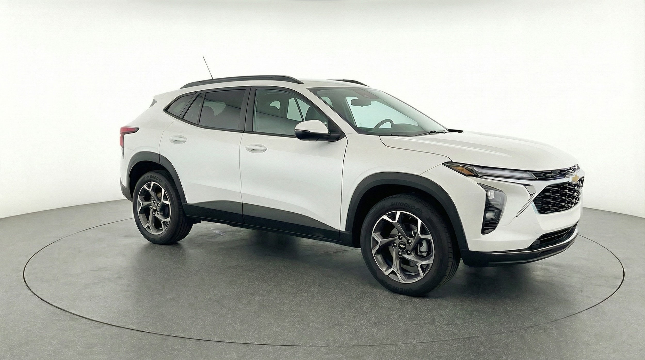 Thumbnail: 2025 Chevrolet Trax - 1