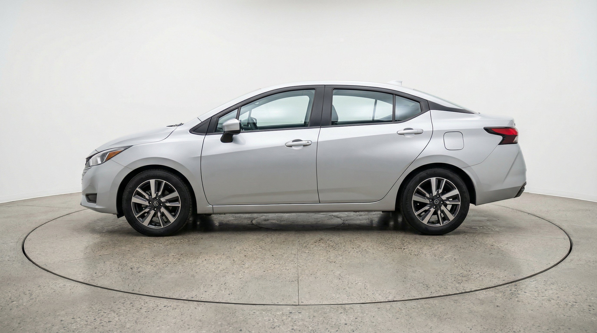 Thumbnail: 2025 Nissan Versa - 5