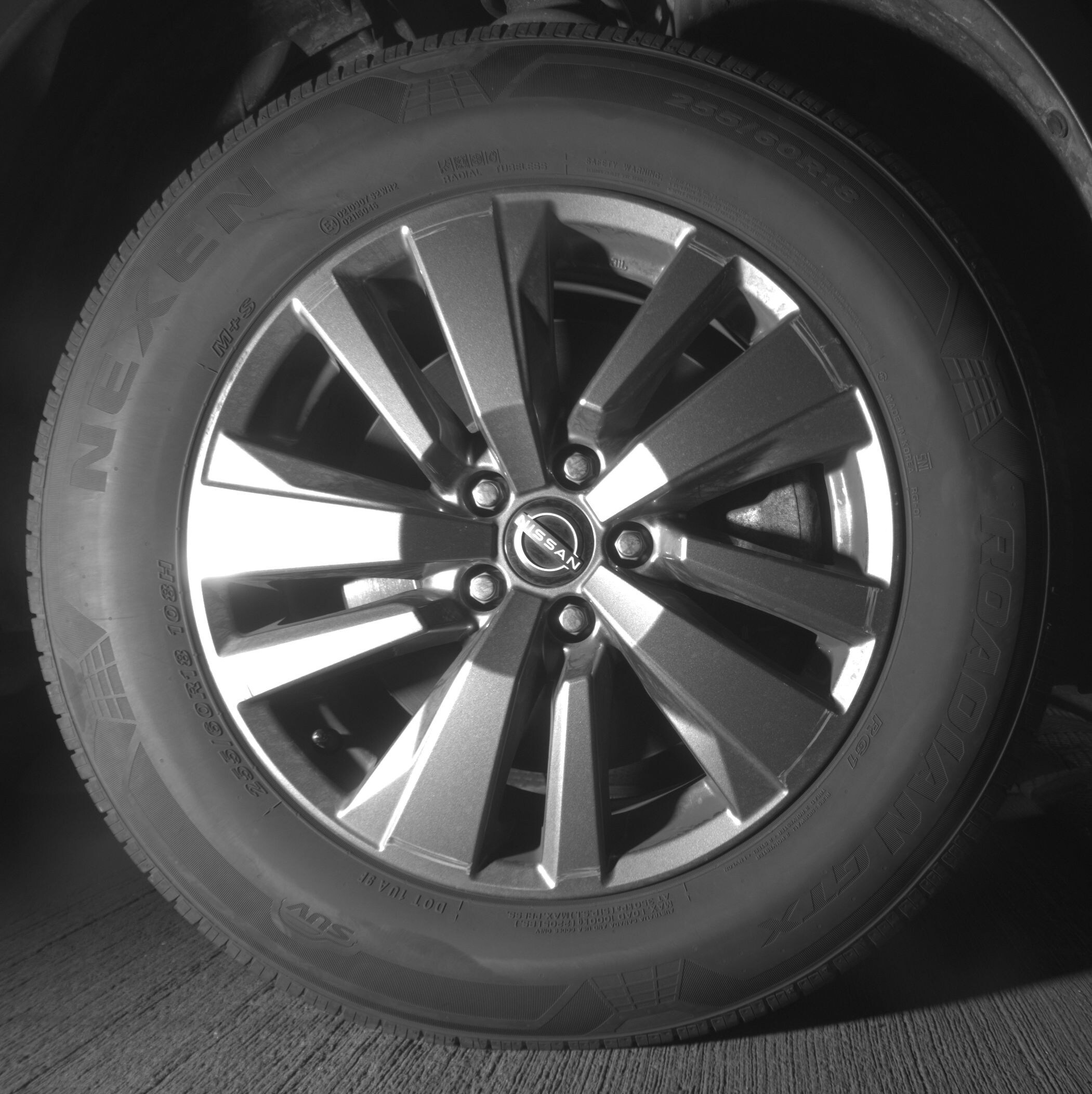 Thumbnail: 2024 Nissan Pathfinder - 10