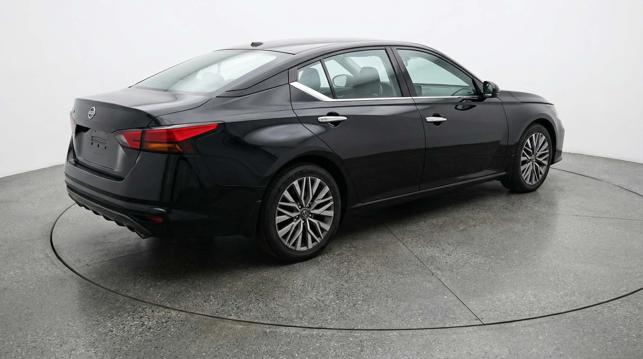 Thumbnail: 2025 Nissan Altima - 7