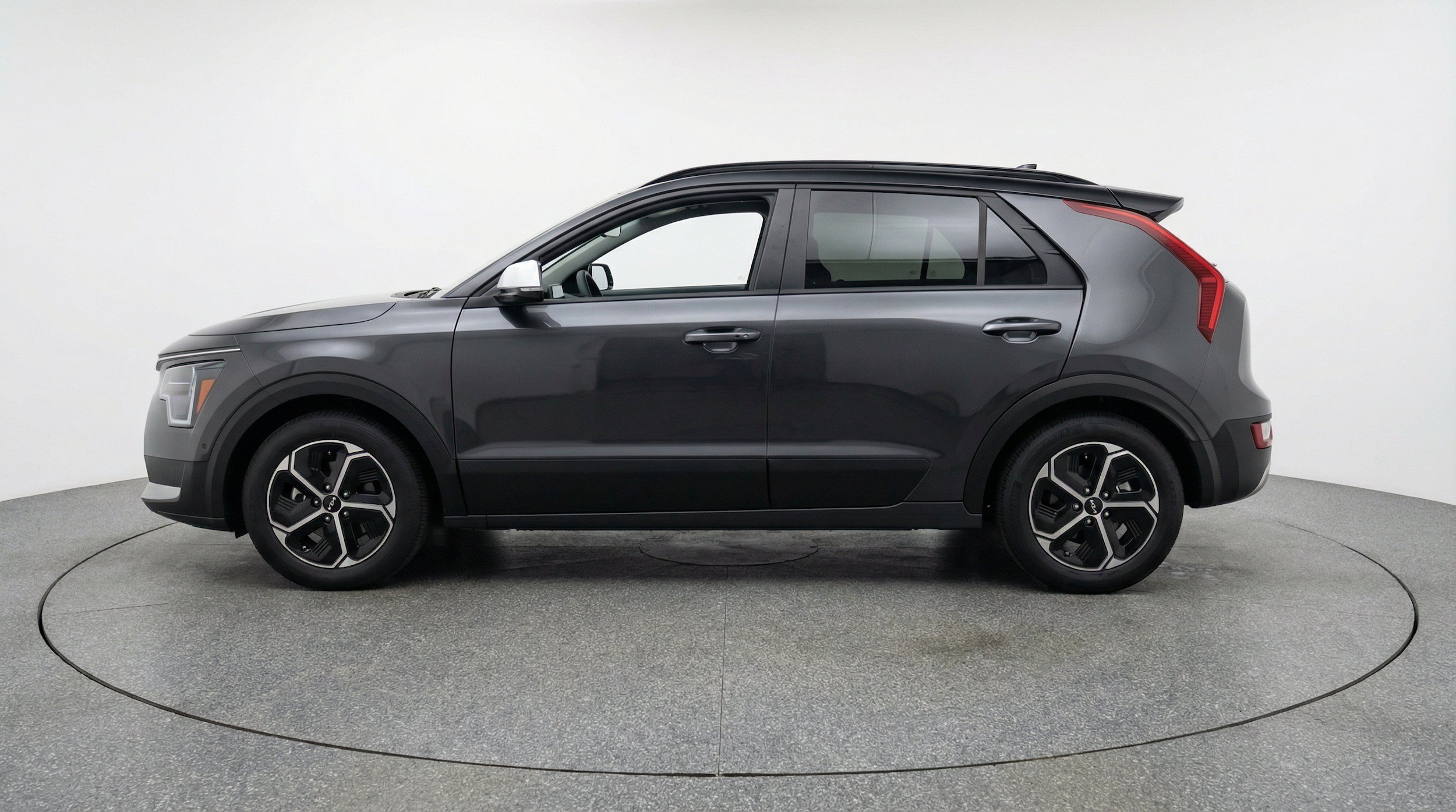 Thumbnail: 2026 Kia Niro - 5