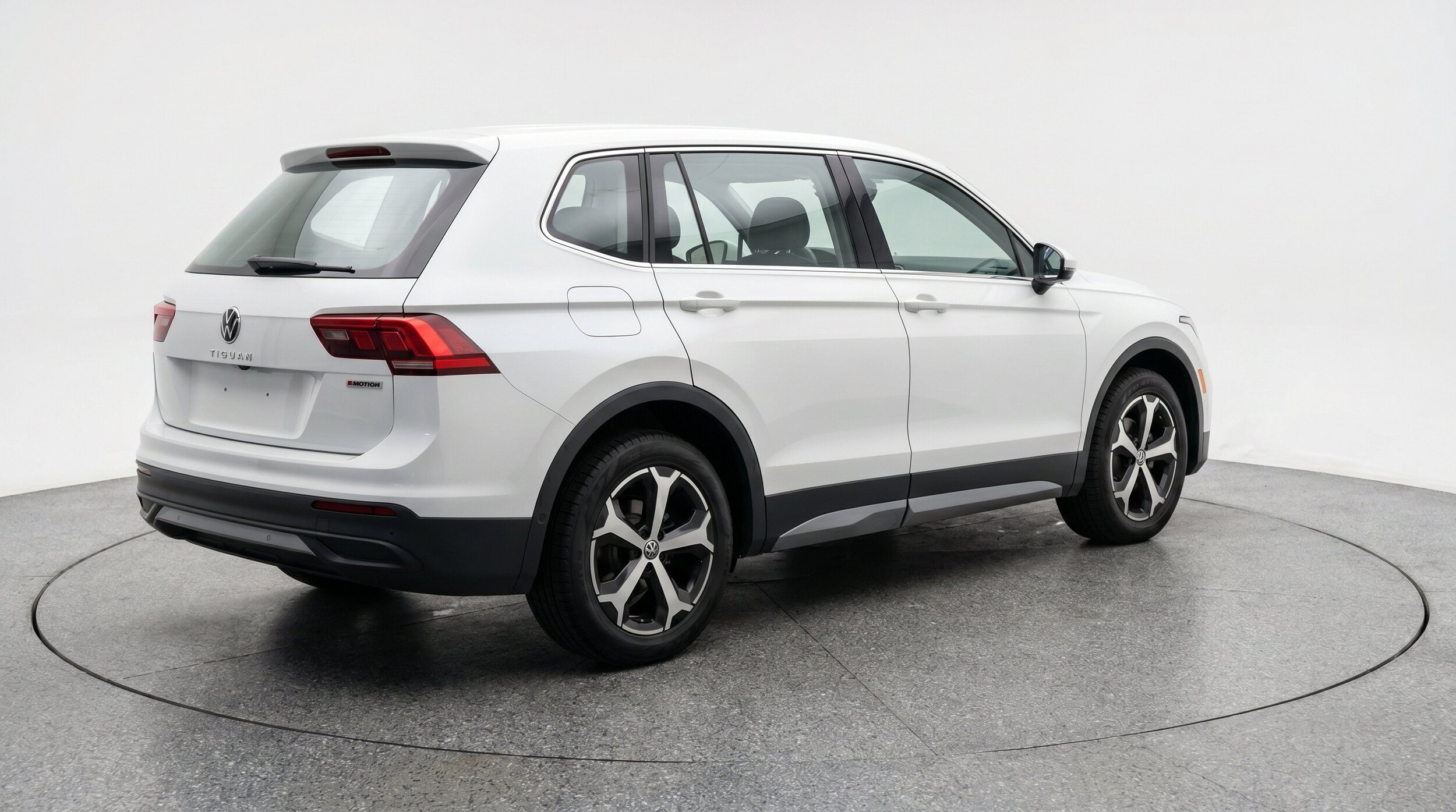Thumbnail: 2026 Volkswagen Tiguan - 9