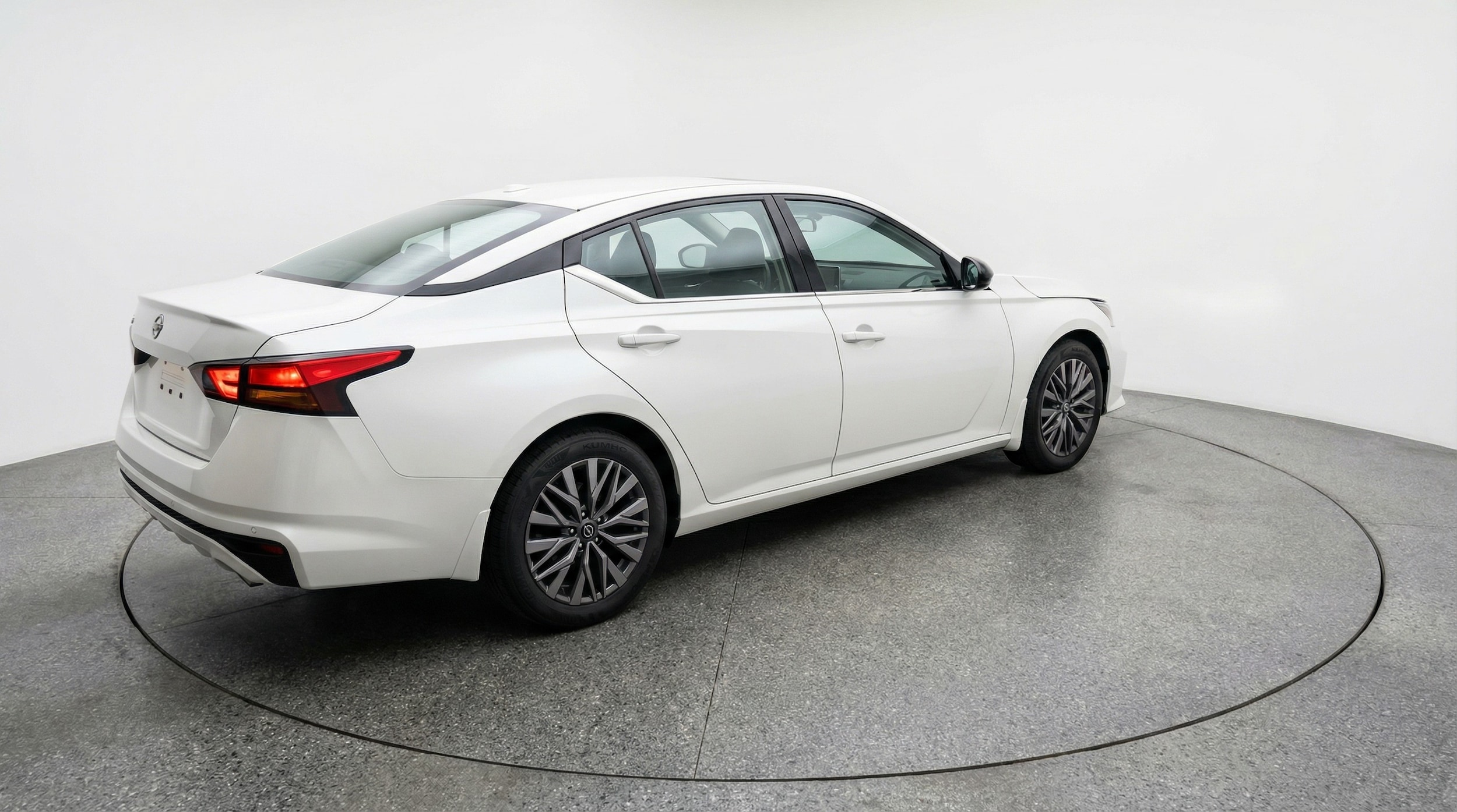 Thumbnail: 2025 Nissan Altima - 7