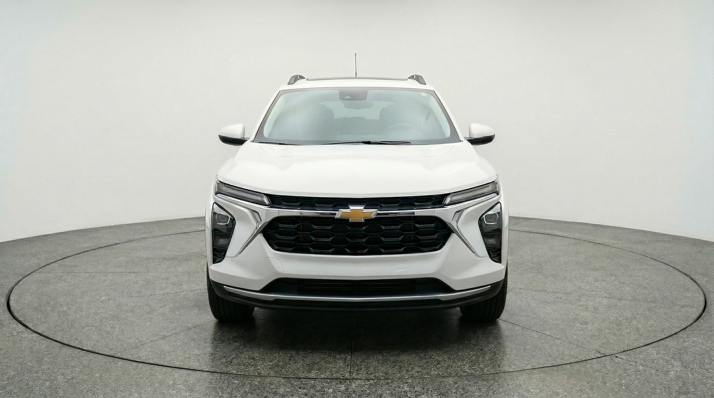 Thumbnail: 2025 Chevrolet Trax - 2