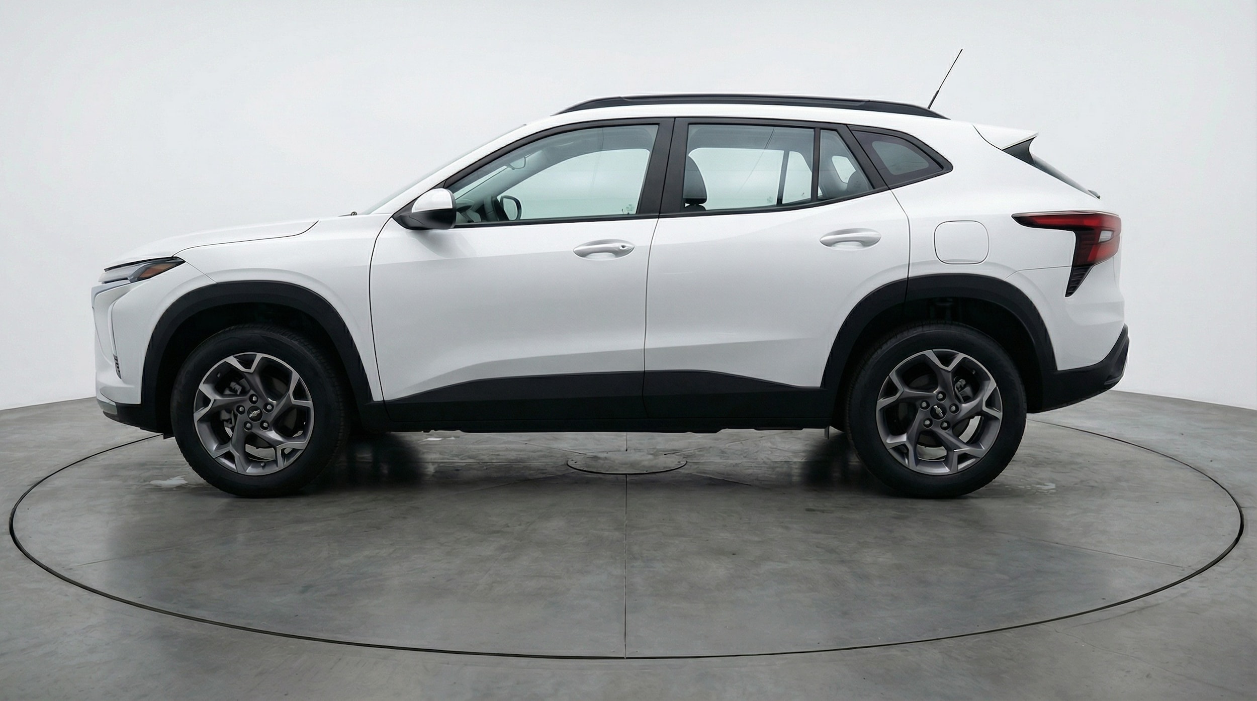 Thumbnail: 2025 Chevrolet Trax - 4