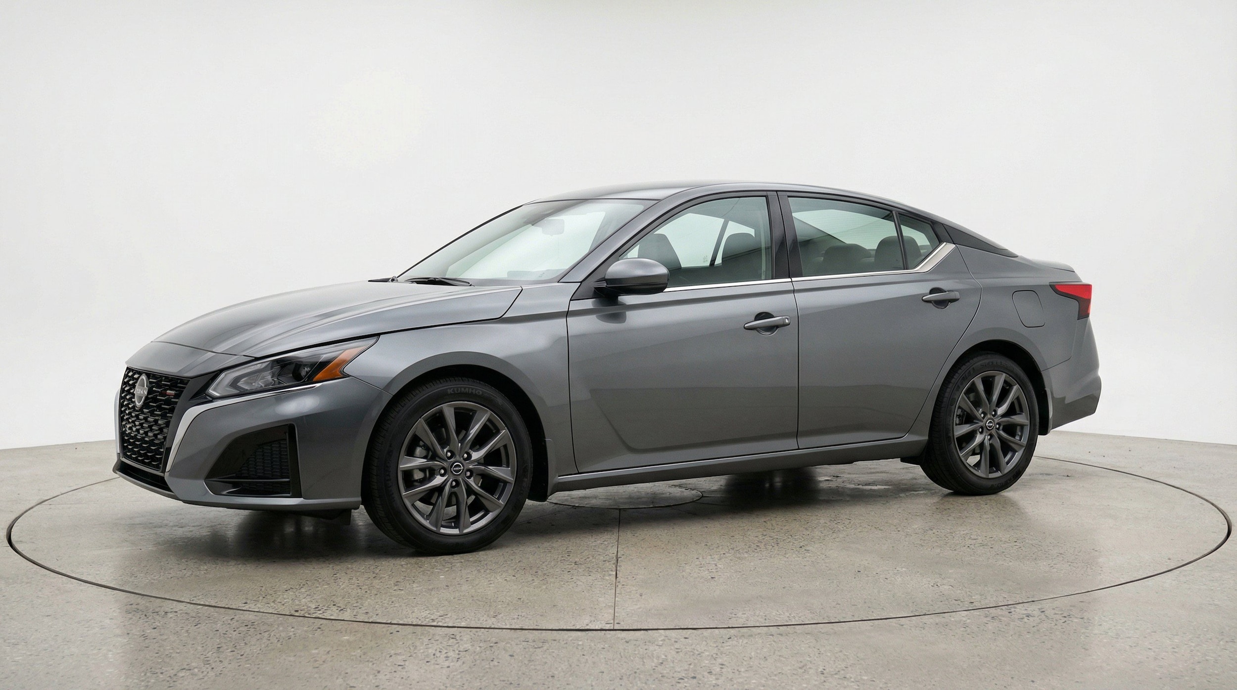 Thumbnail: 2025 Nissan Altima - 3