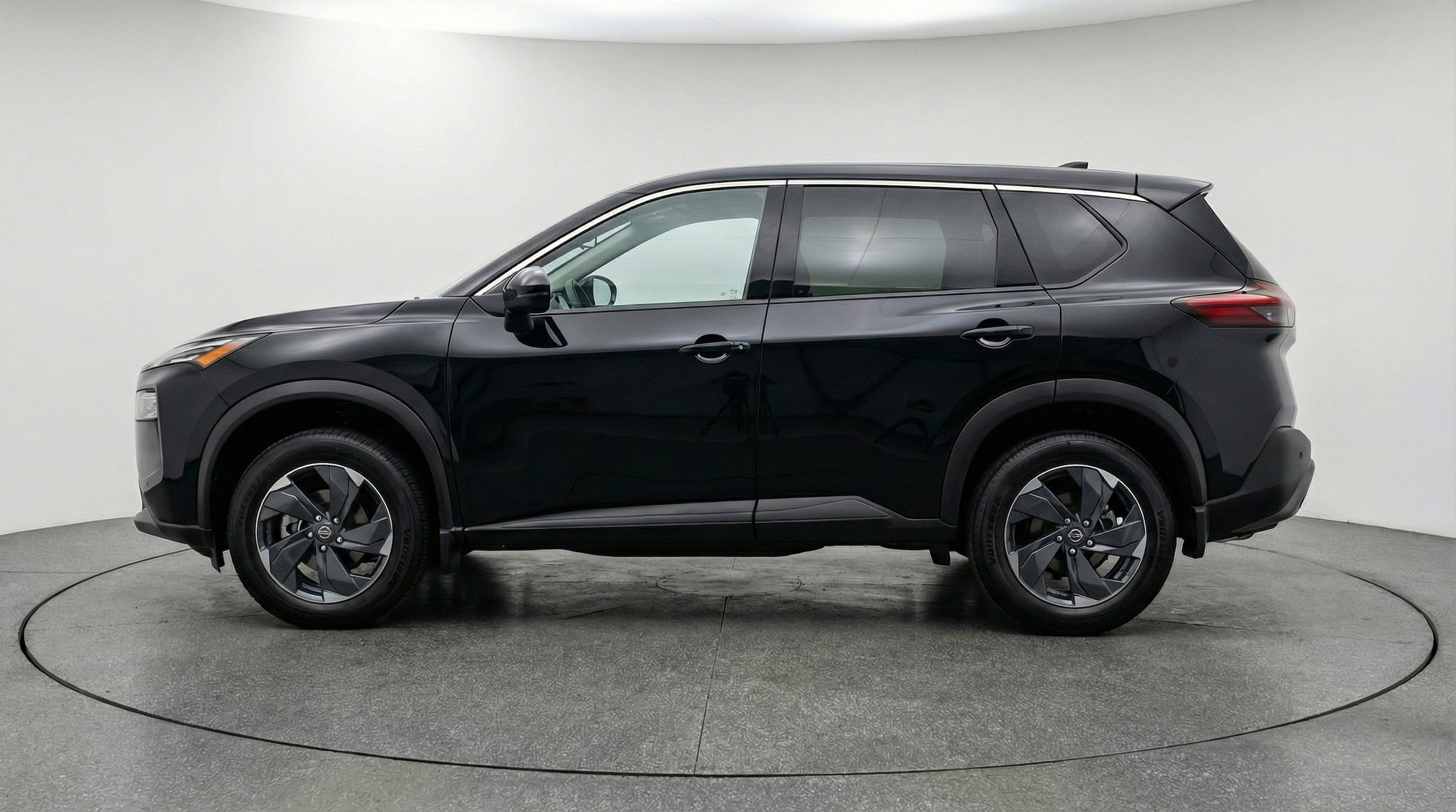 Thumbnail: 2025 Nissan Rogue - 5