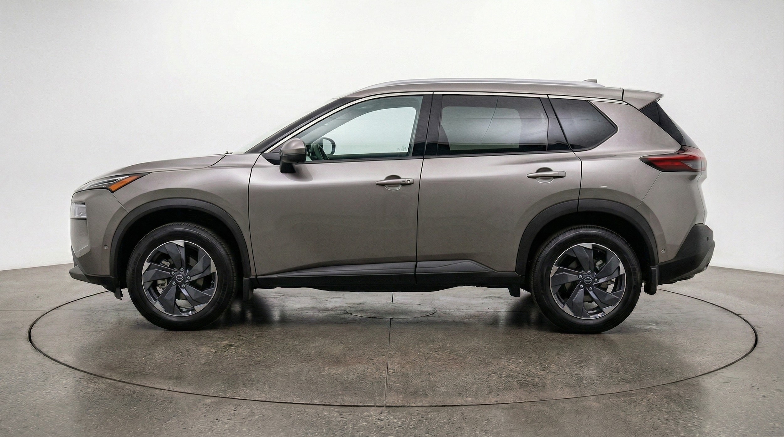 Thumbnail: 2025 Nissan Rogue - 4