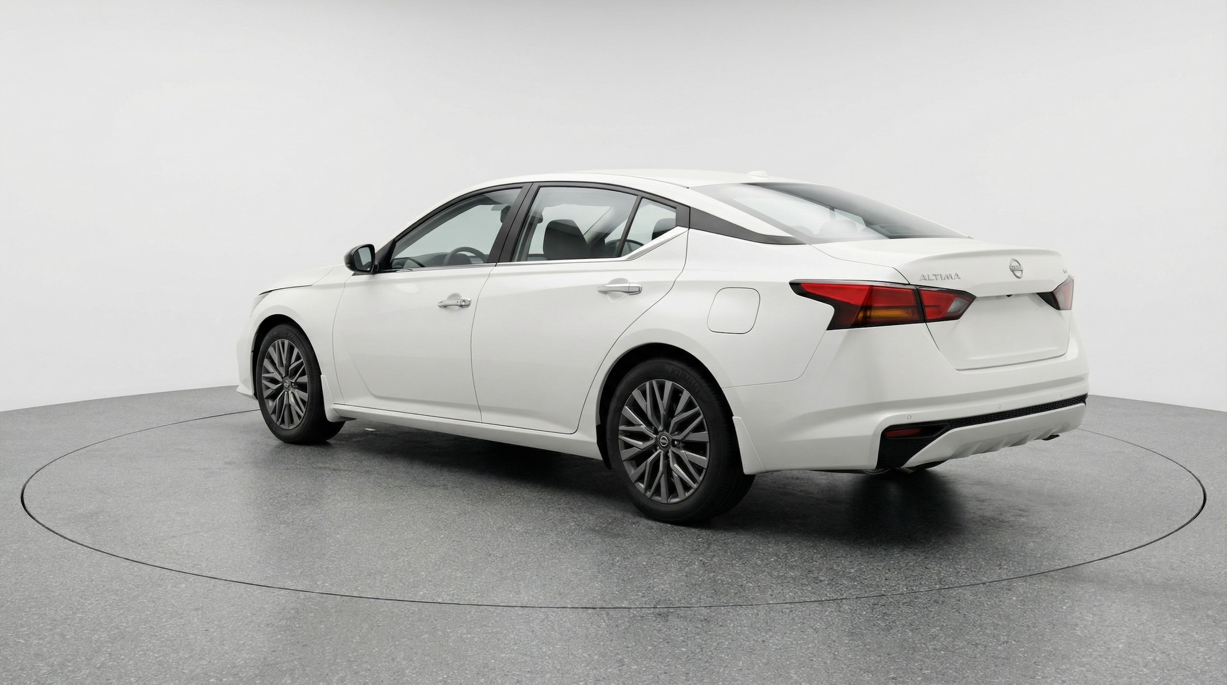 Thumbnail: 2025 Nissan Altima - 5