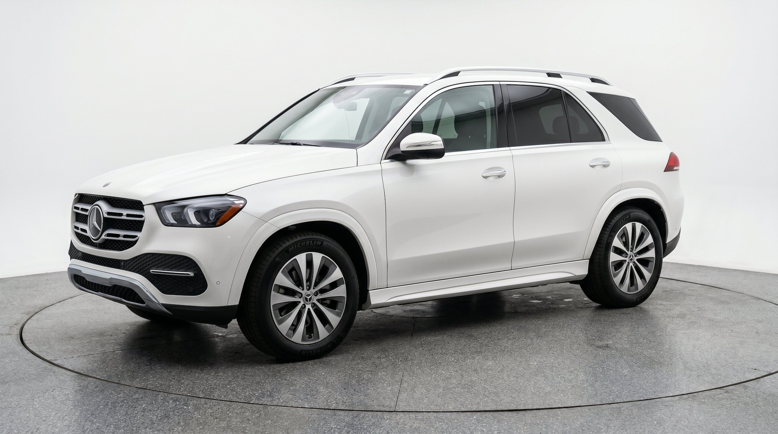 Thumbnail: 2026 Mercedes-Benz GLE - 3