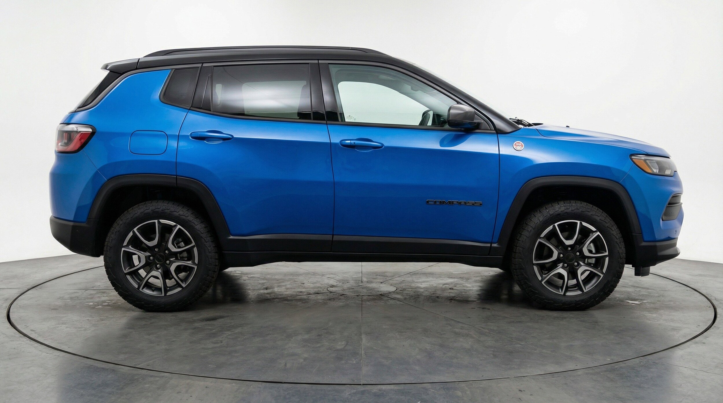 Thumbnail: 2025 Jeep Compass - 11