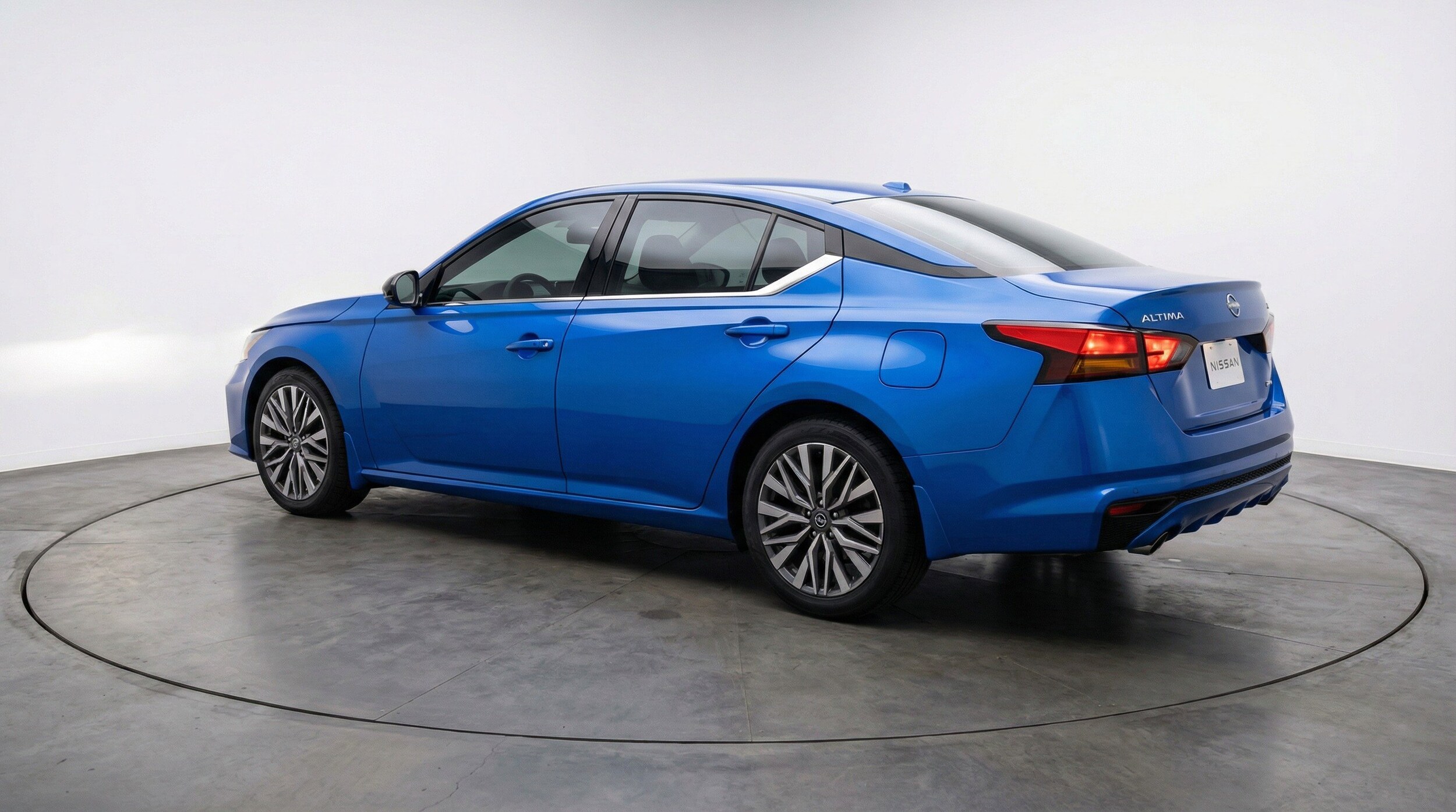 Thumbnail: 2025 Nissan Altima - 6