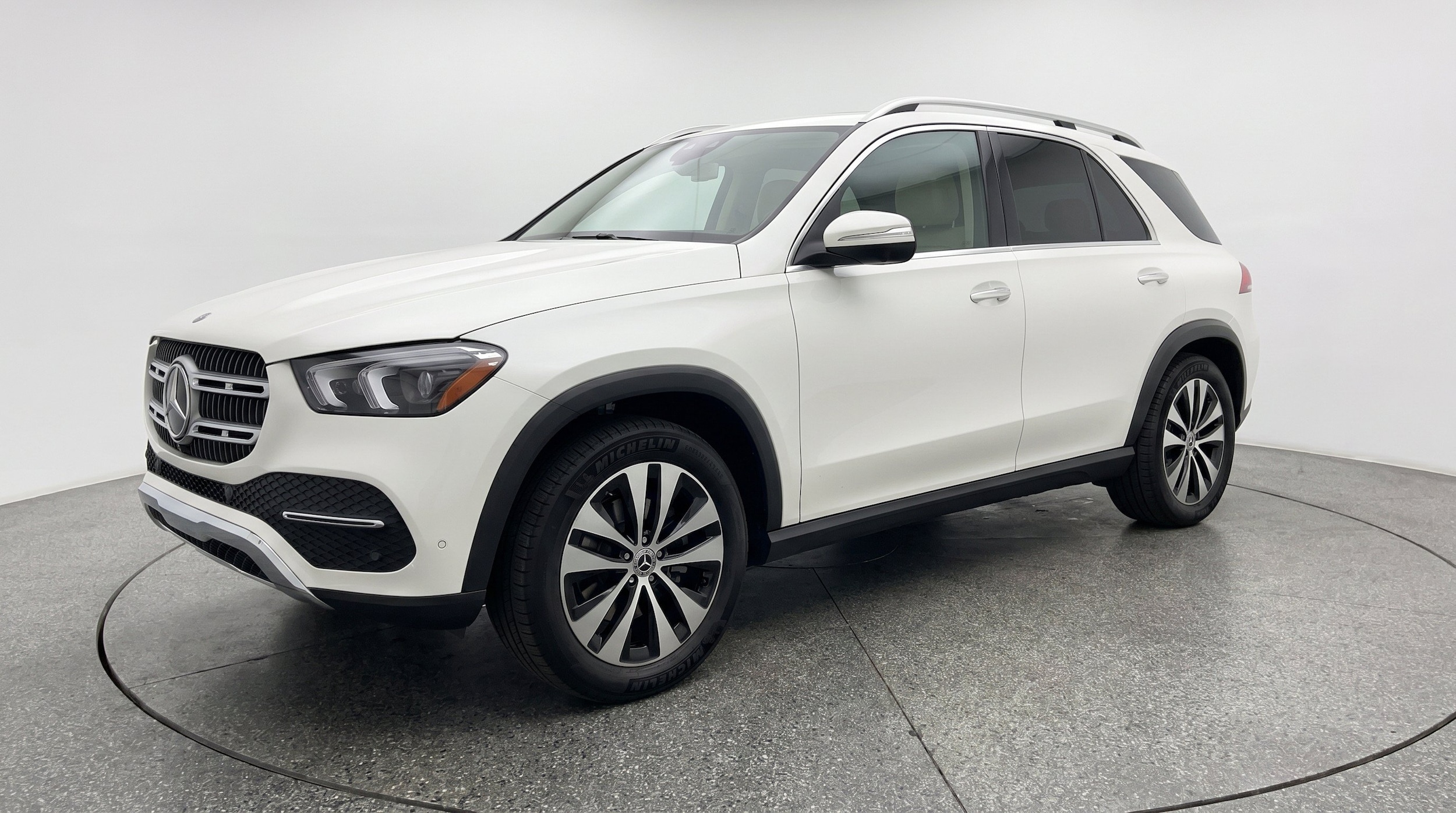 Thumbnail: 2026 Mercedes-Benz GLE - 3