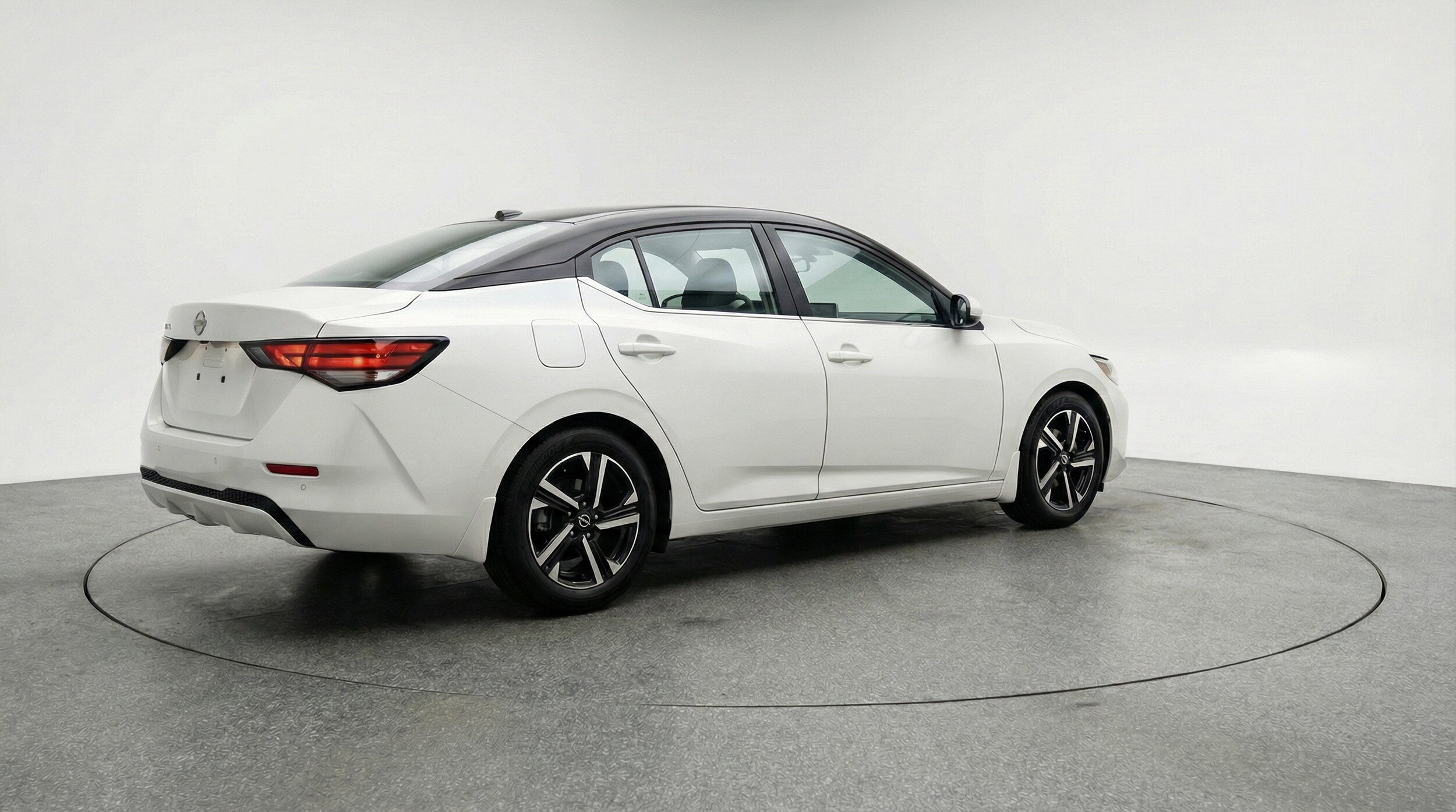 Thumbnail: 2025 Nissan Sentra - 9