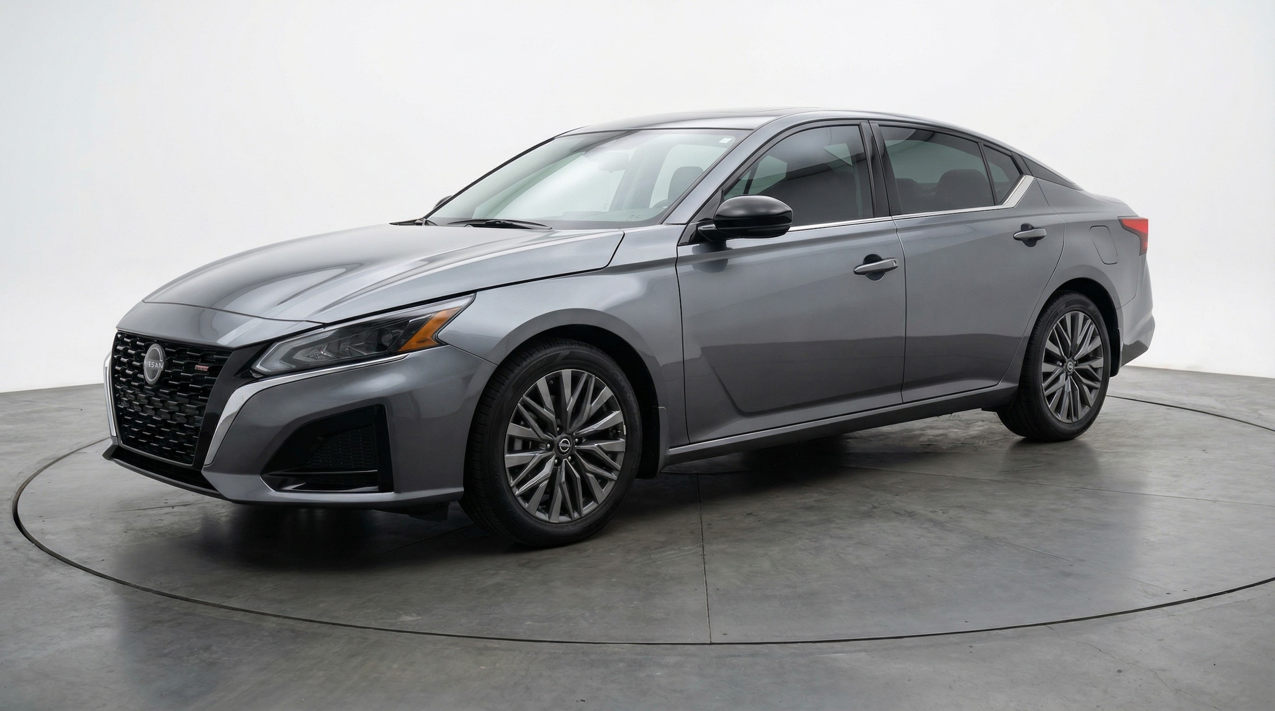 Thumbnail: 2025 Nissan Altima - 3