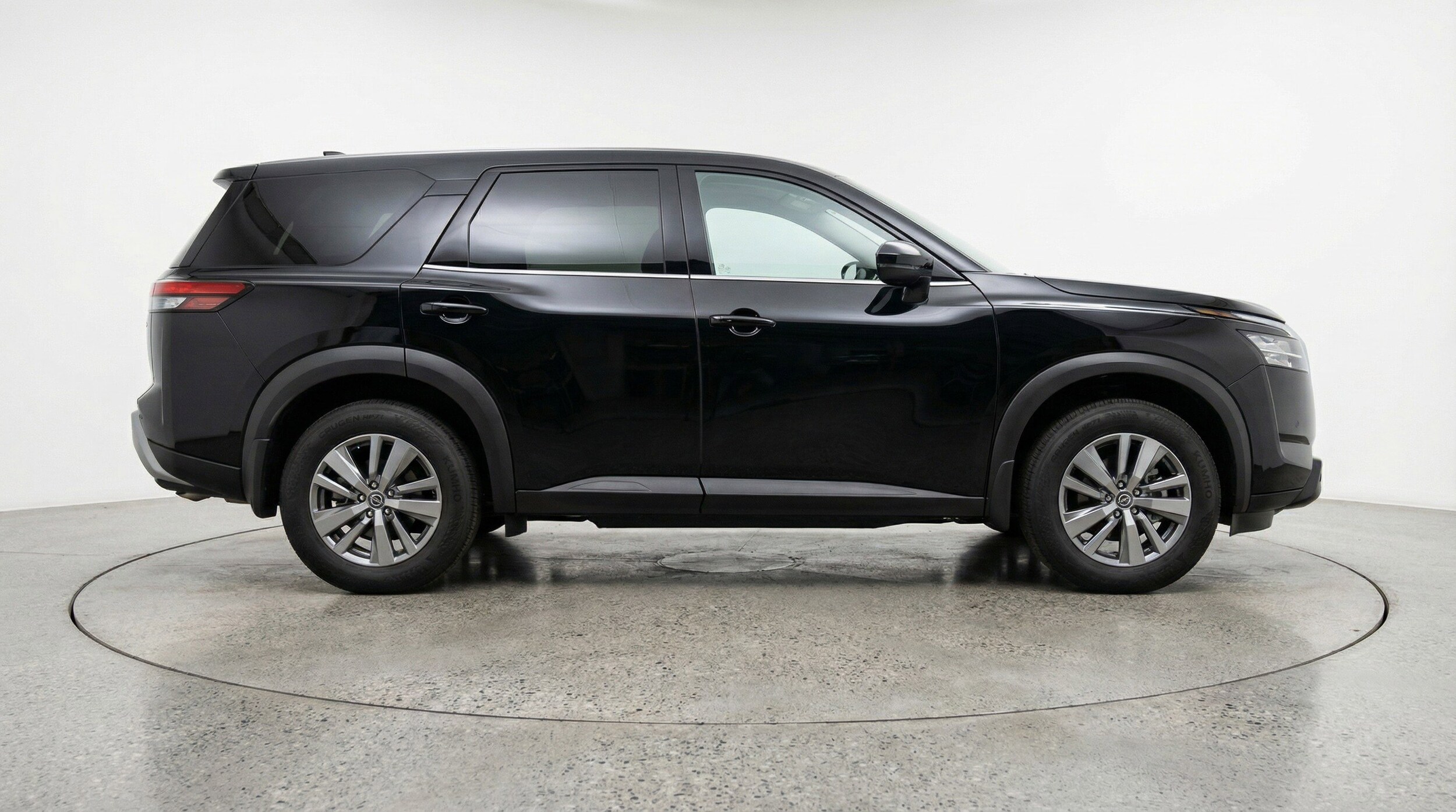 Thumbnail: 2025 Nissan Pathfinder - 11