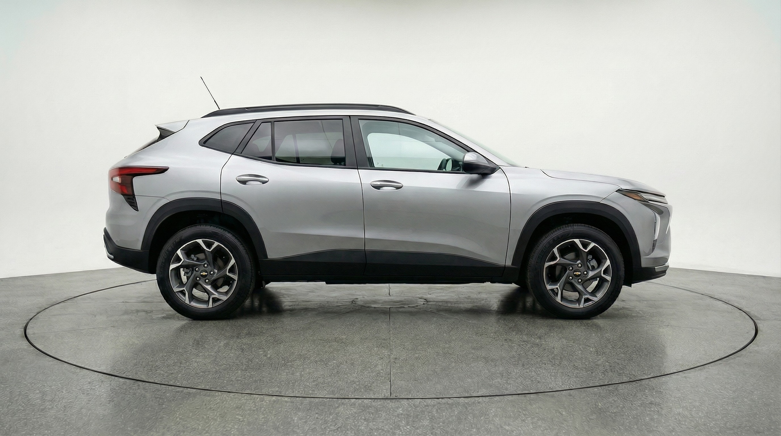 Thumbnail: 2025 Chevrolet Trax - 8