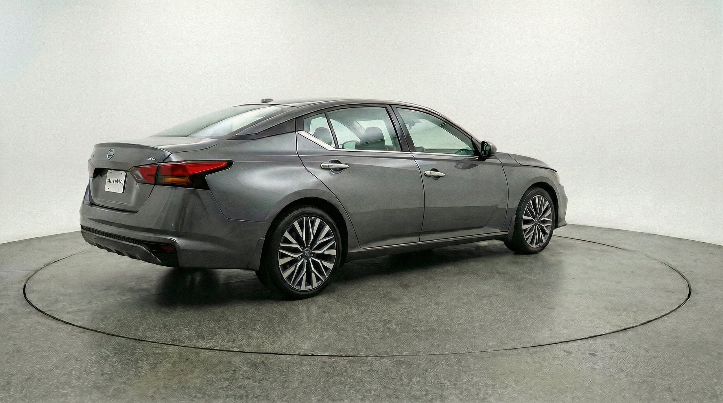Thumbnail: 2025 Nissan Altima - 9