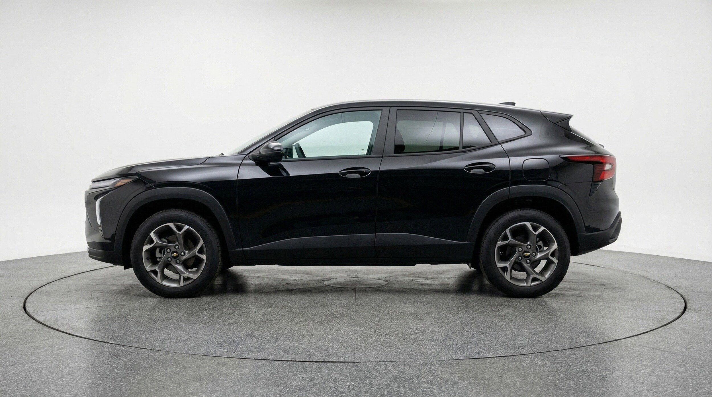Thumbnail: 2025 Chevrolet Trax - 5