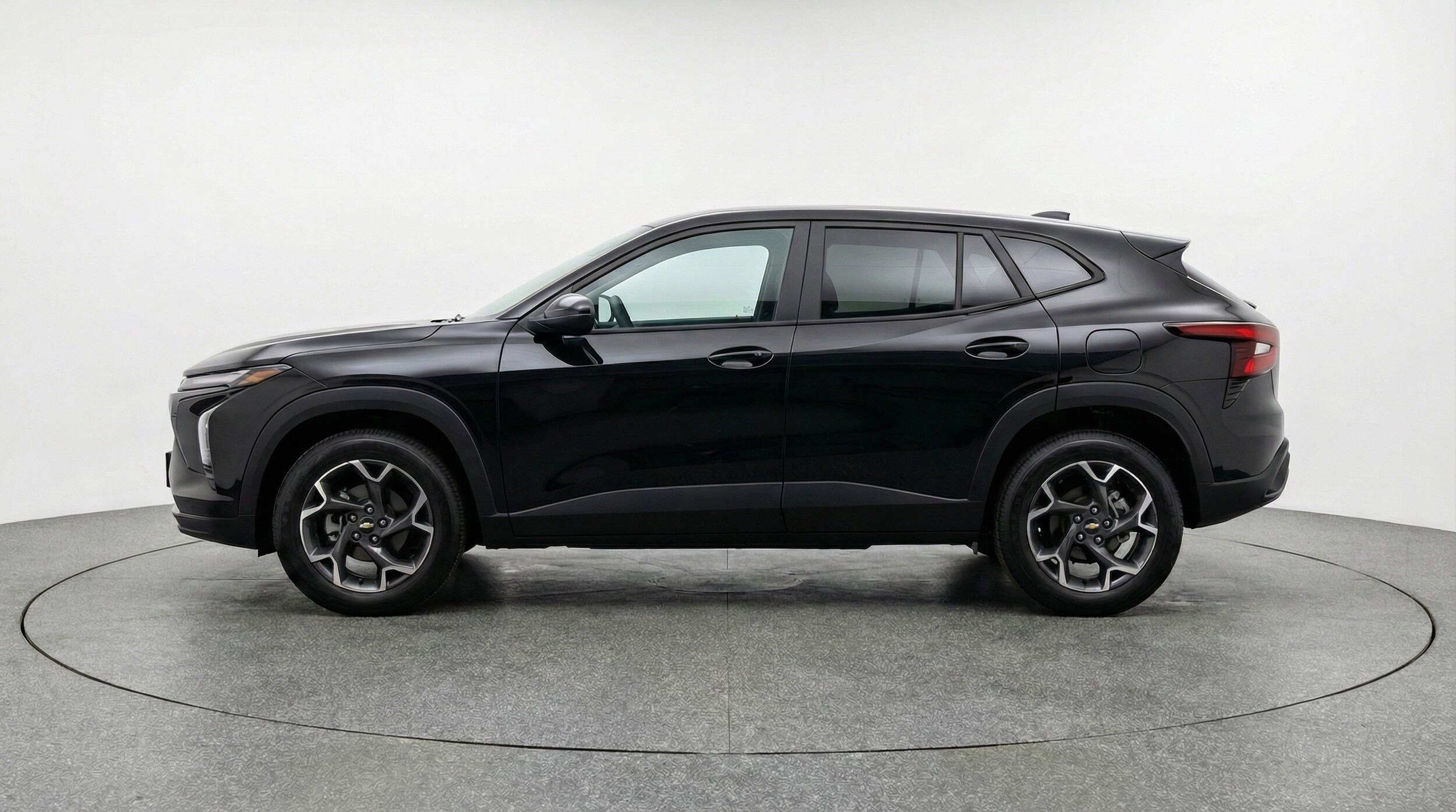Thumbnail: 2025 Chevrolet Trax - 5
