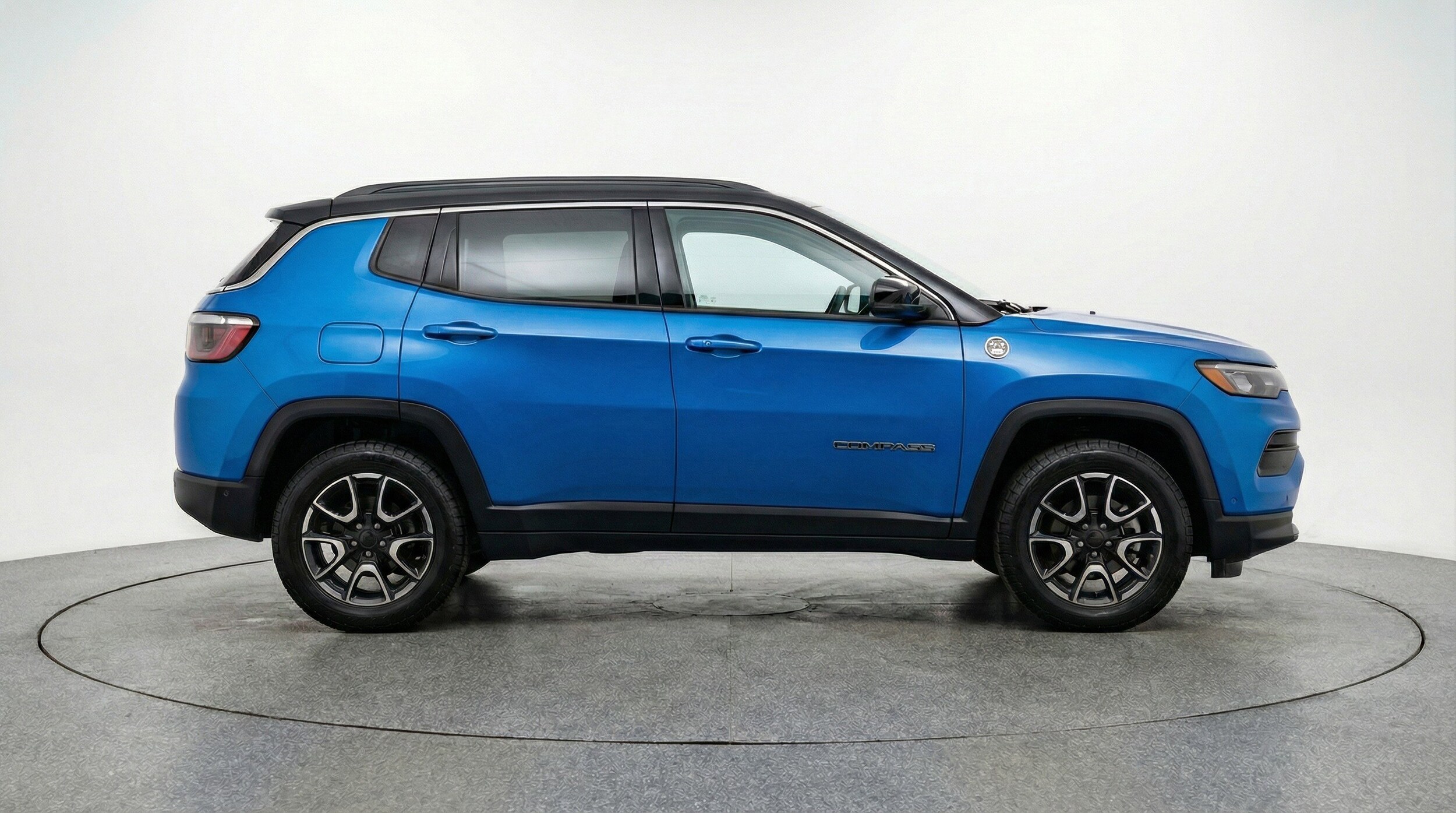 Thumbnail: 2025 Jeep Compass - 11