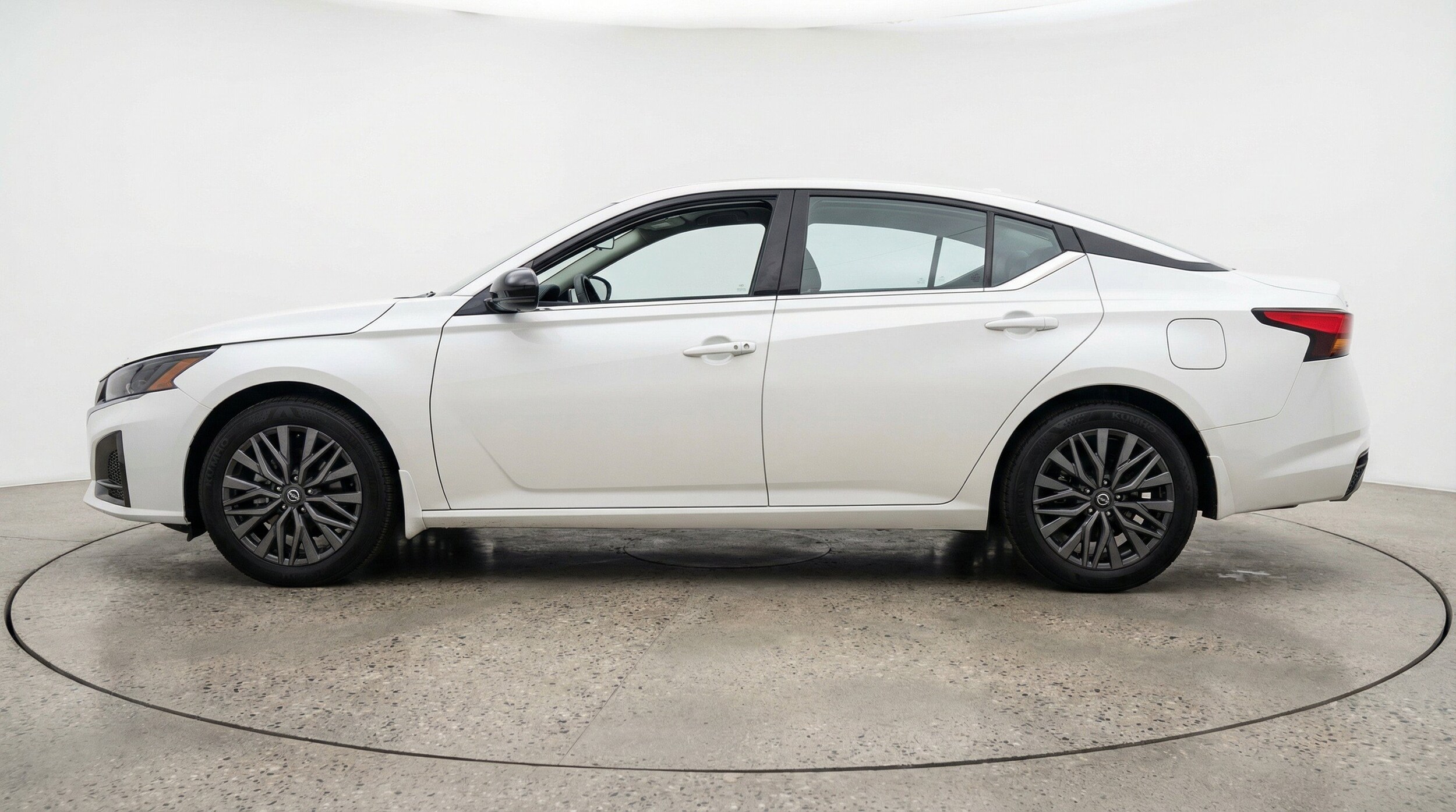 Thumbnail: 2026 Nissan Altima - 5