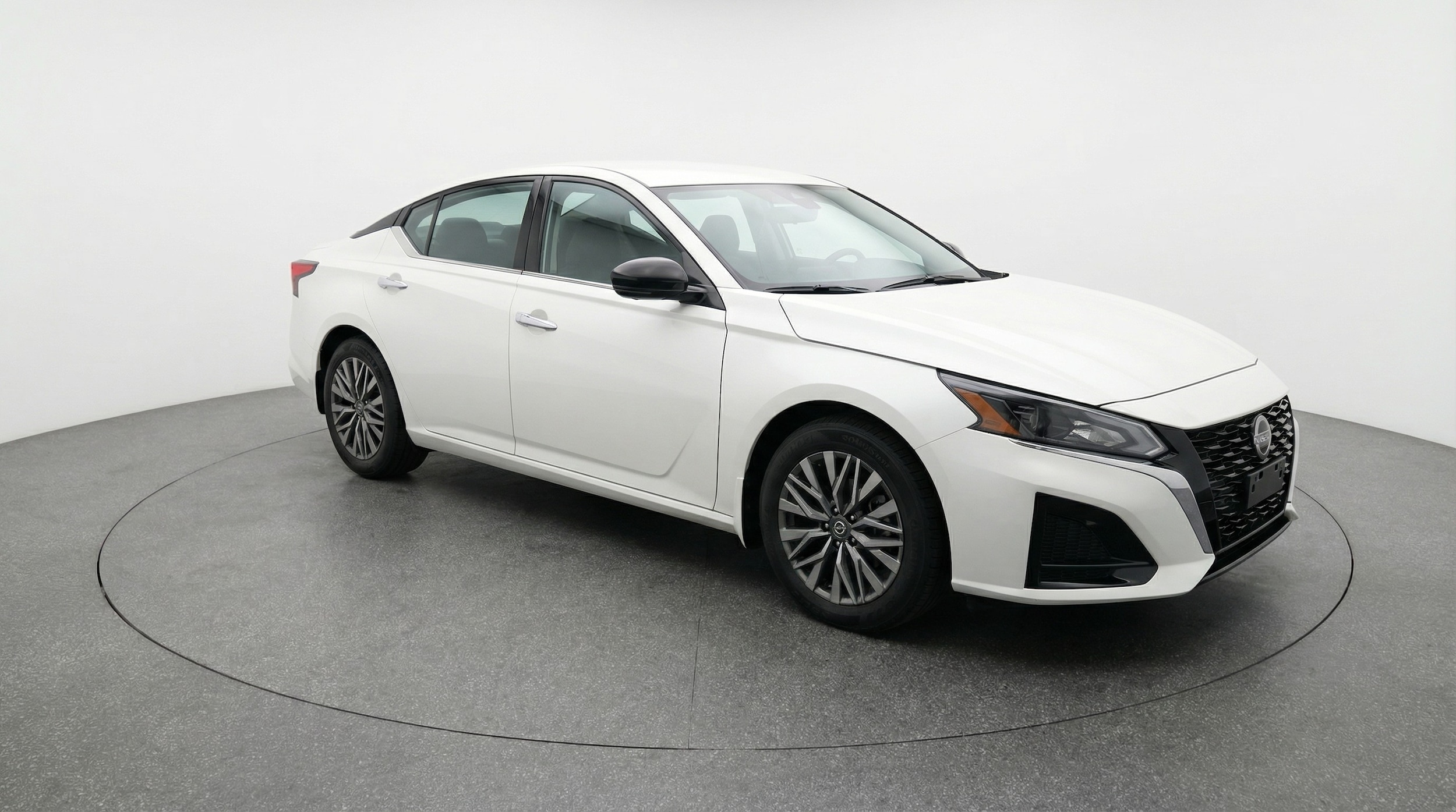 2025 Nissan Altima 2.5 SV FWD