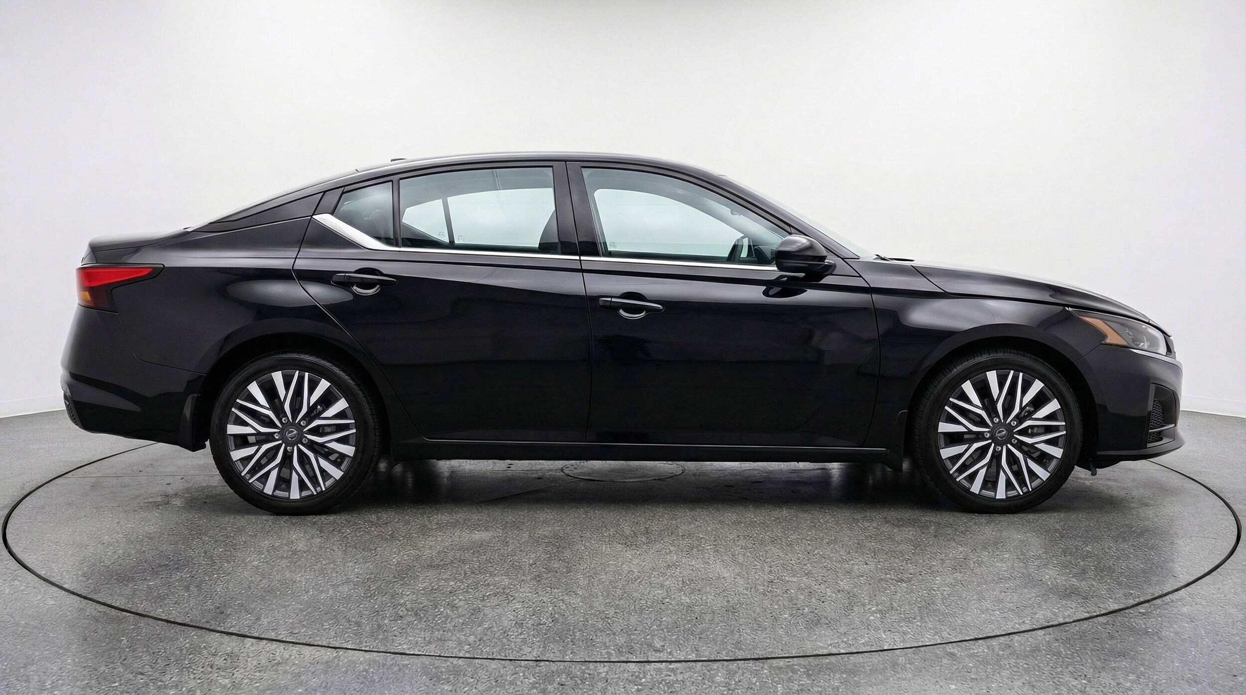 Thumbnail: 2025 Nissan Altima - 11
