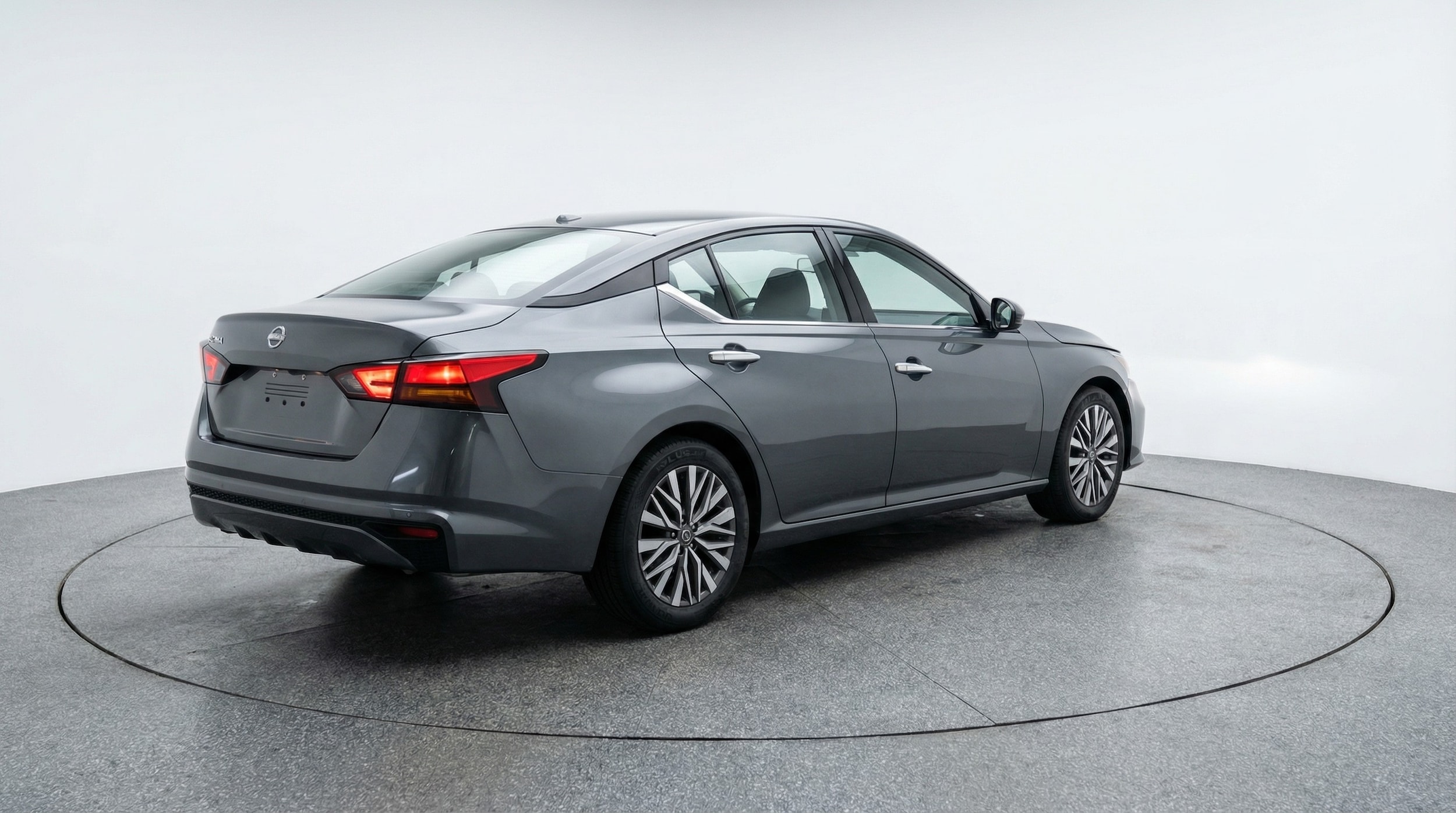 Thumbnail: 2025 Nissan Altima - 7