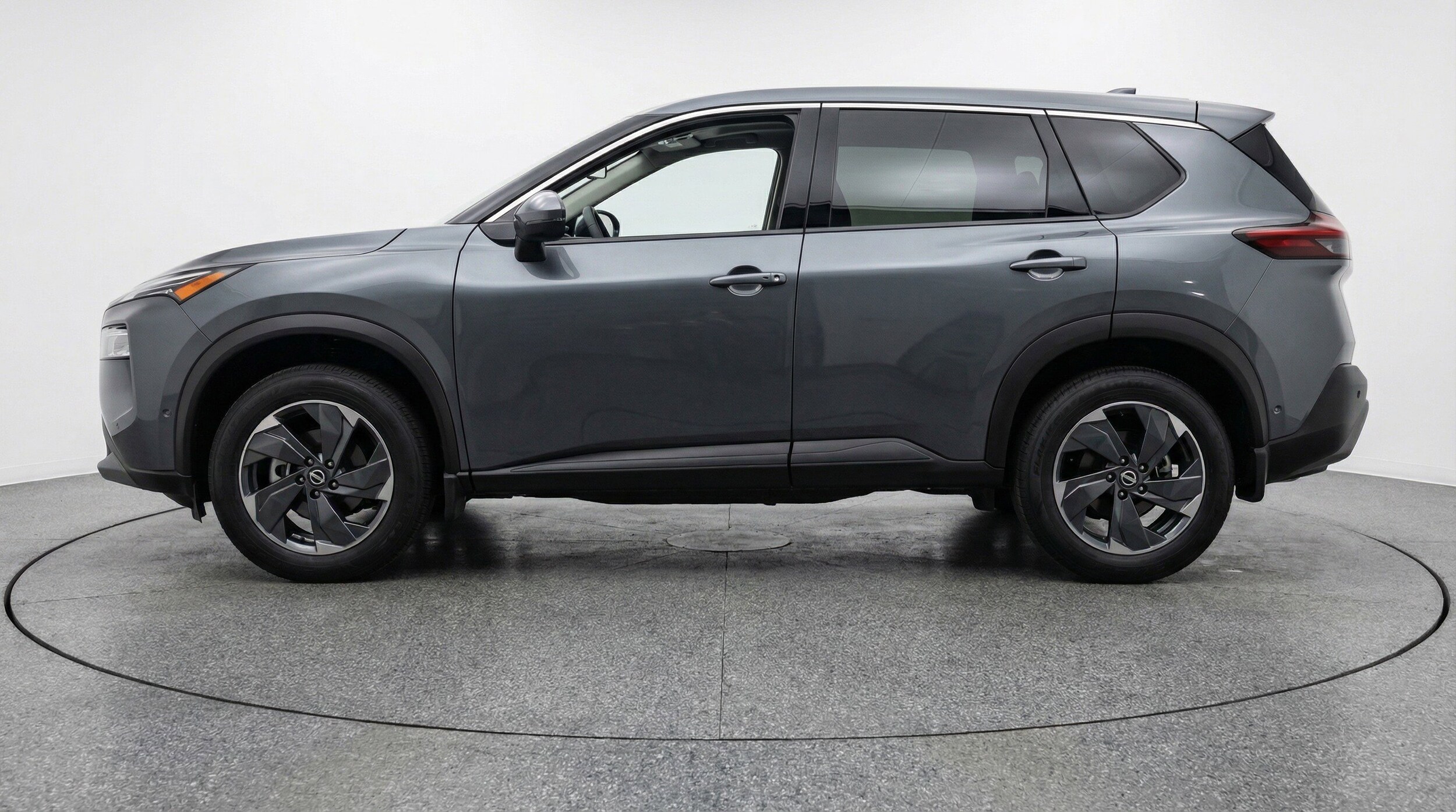 Thumbnail: 2025 Nissan Rogue - 5