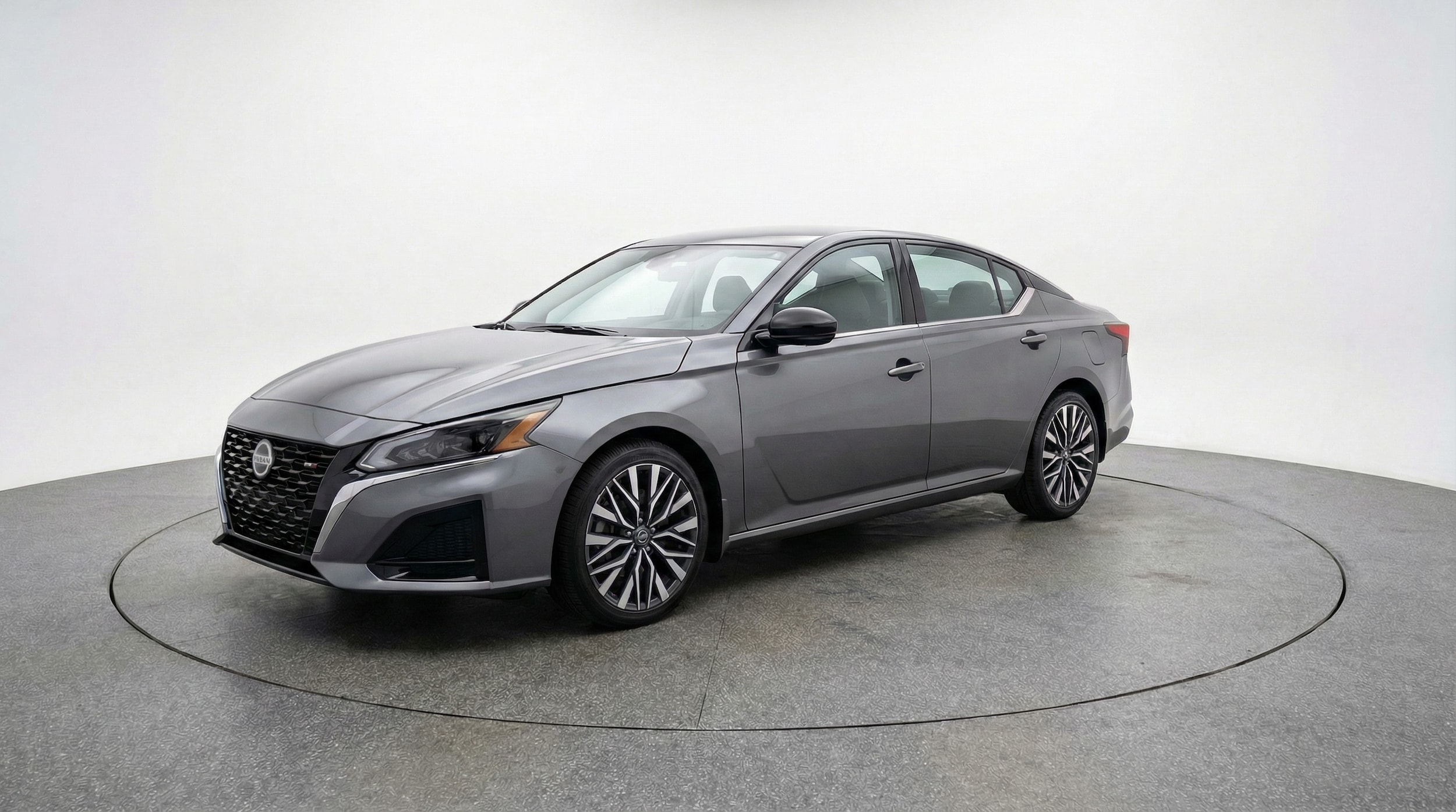 Thumbnail: 2025 Nissan Altima - 3