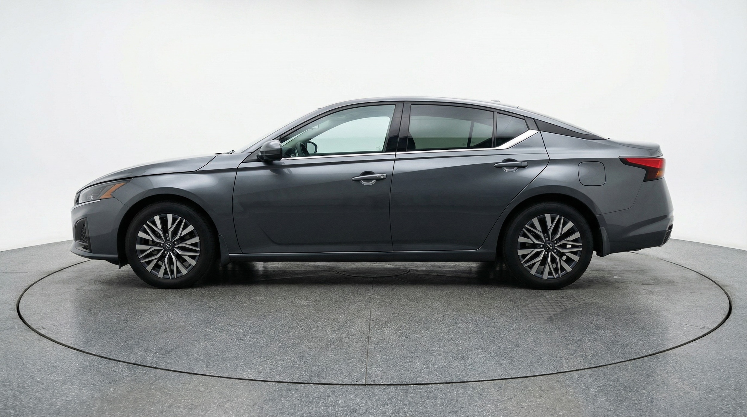 Thumbnail: 2025 Nissan Altima - 4