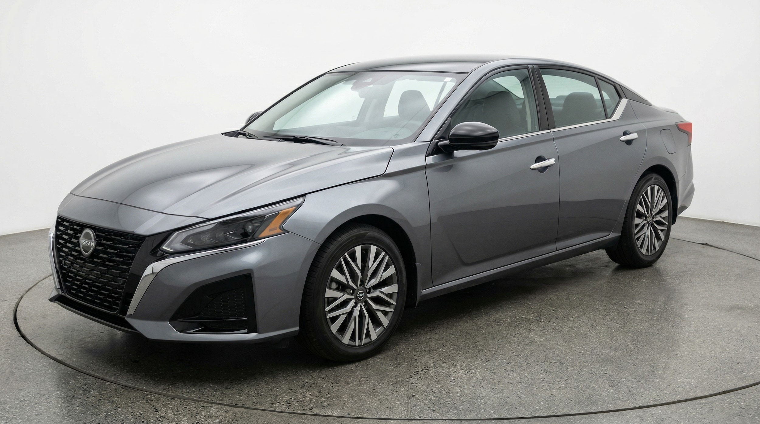 Thumbnail: 2025 Nissan Altima - 3