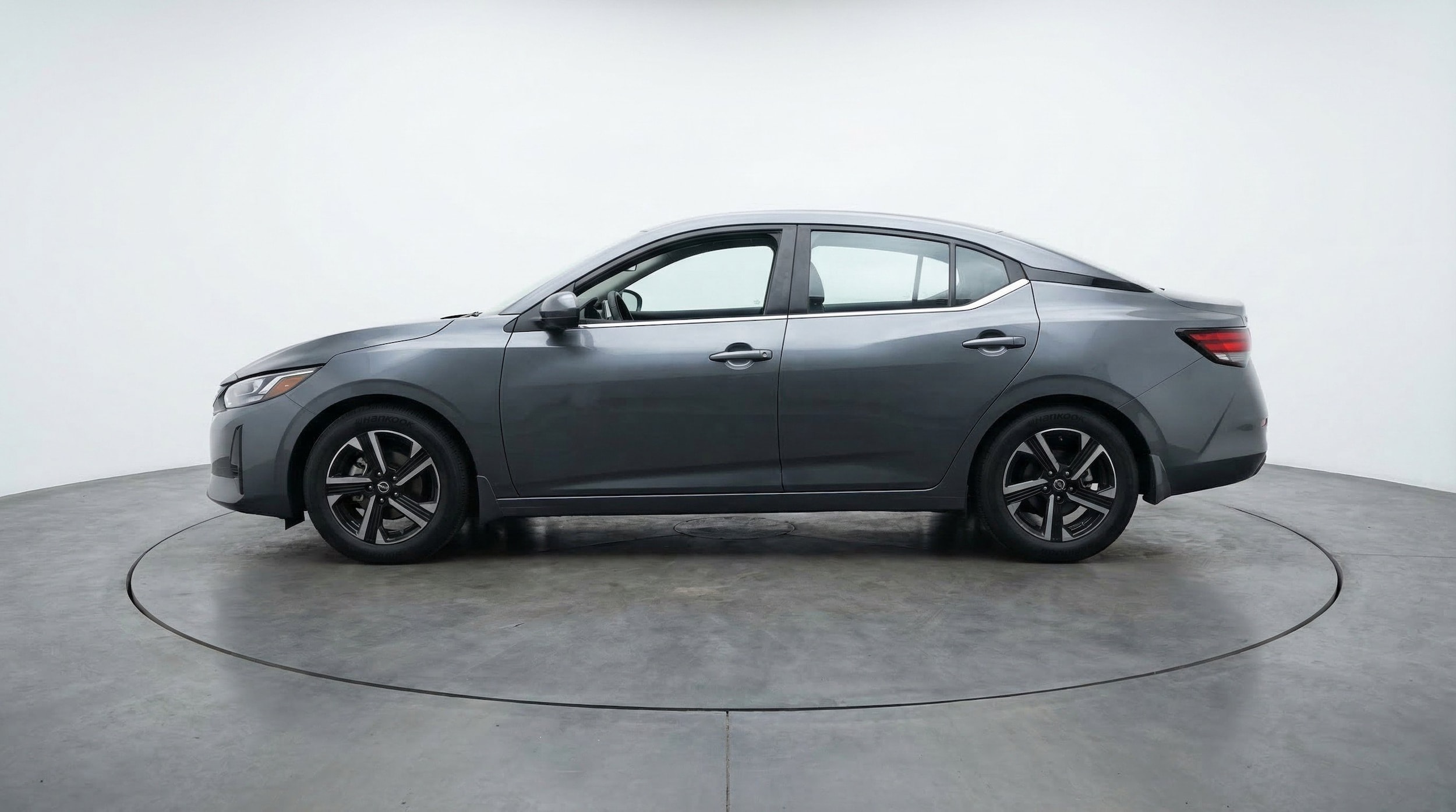 Thumbnail: 2025 Nissan Sentra - 5