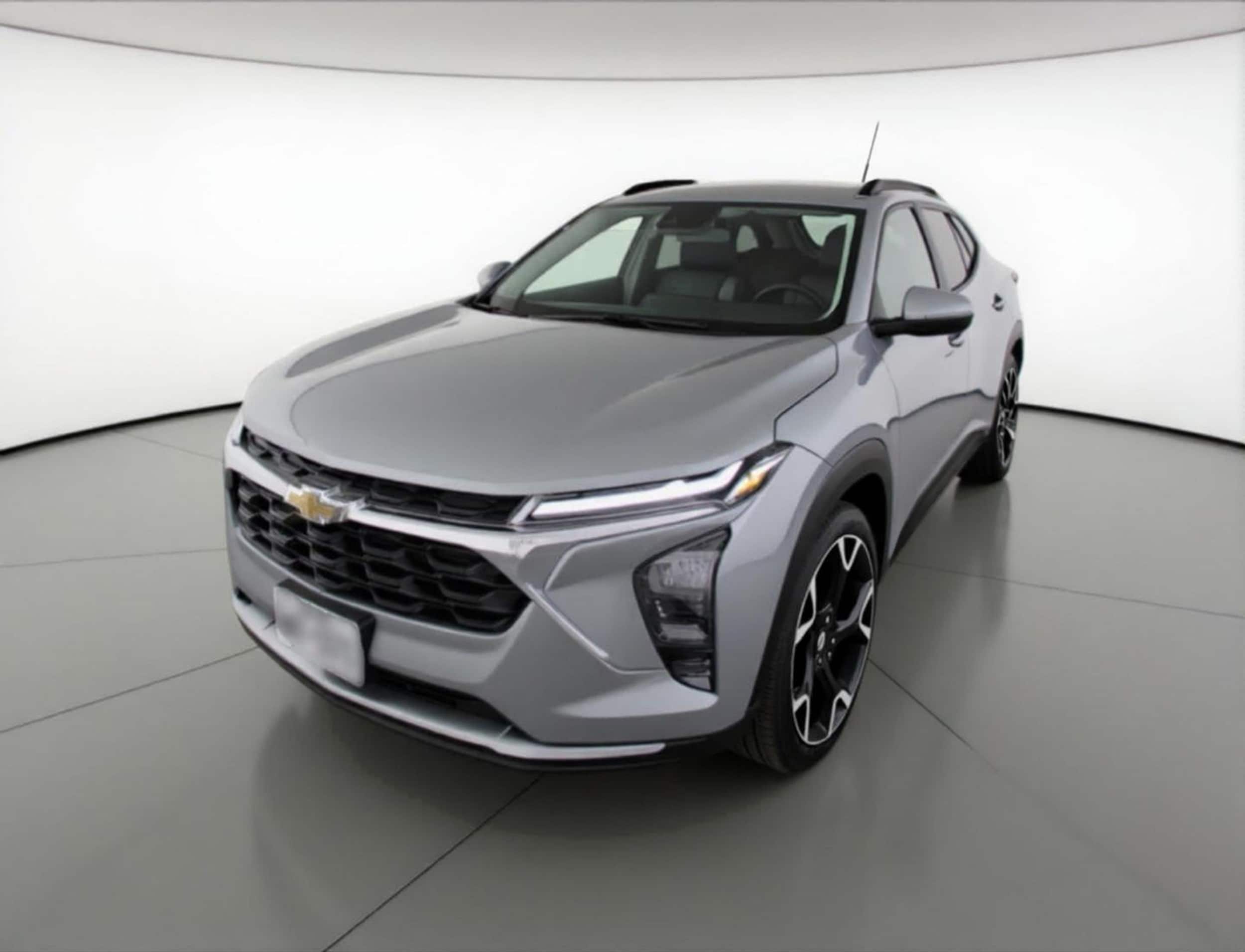 Thumbnail: 2025 Chevrolet Trax - 3