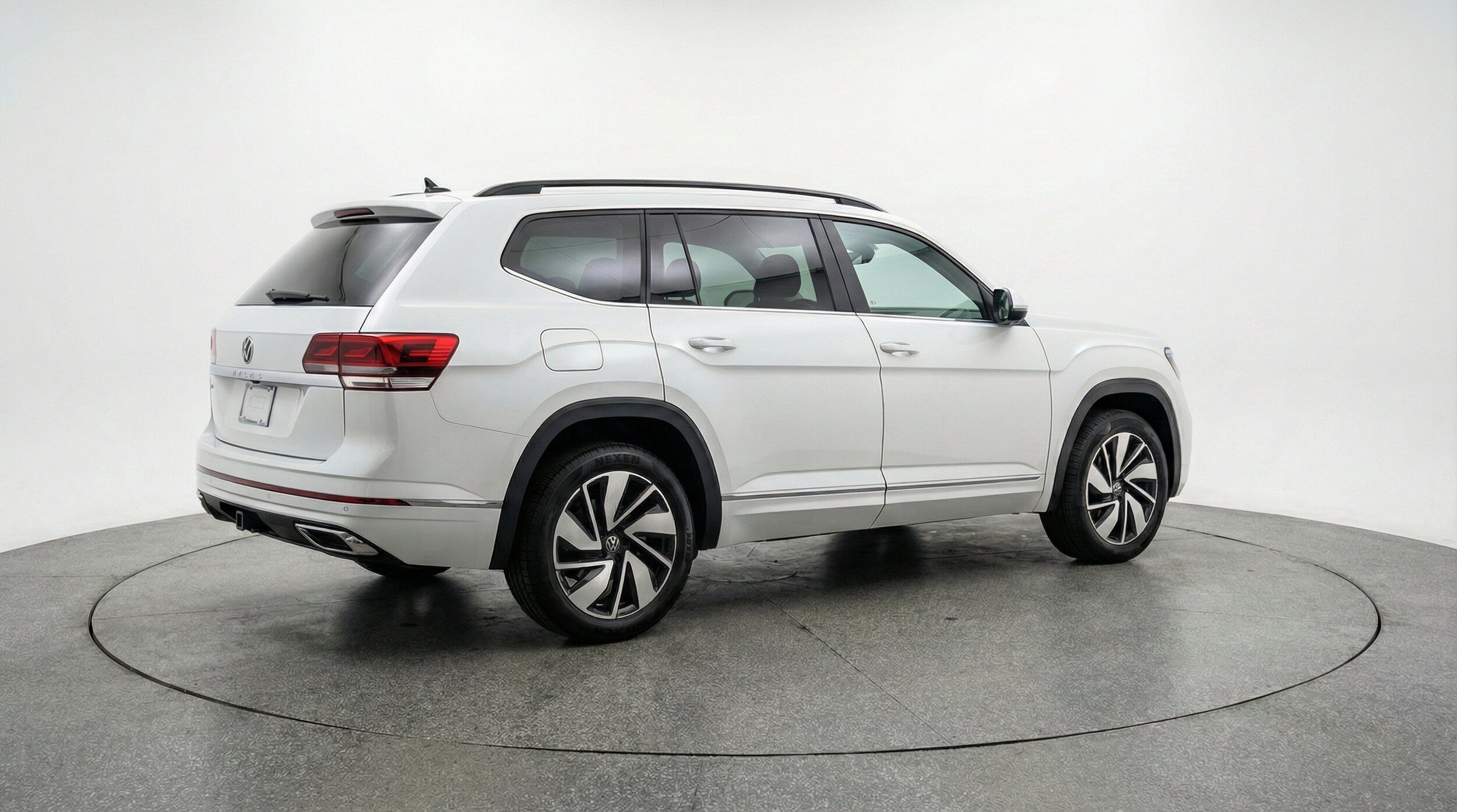 Thumbnail: 2026 Volkswagen Atlas - 9