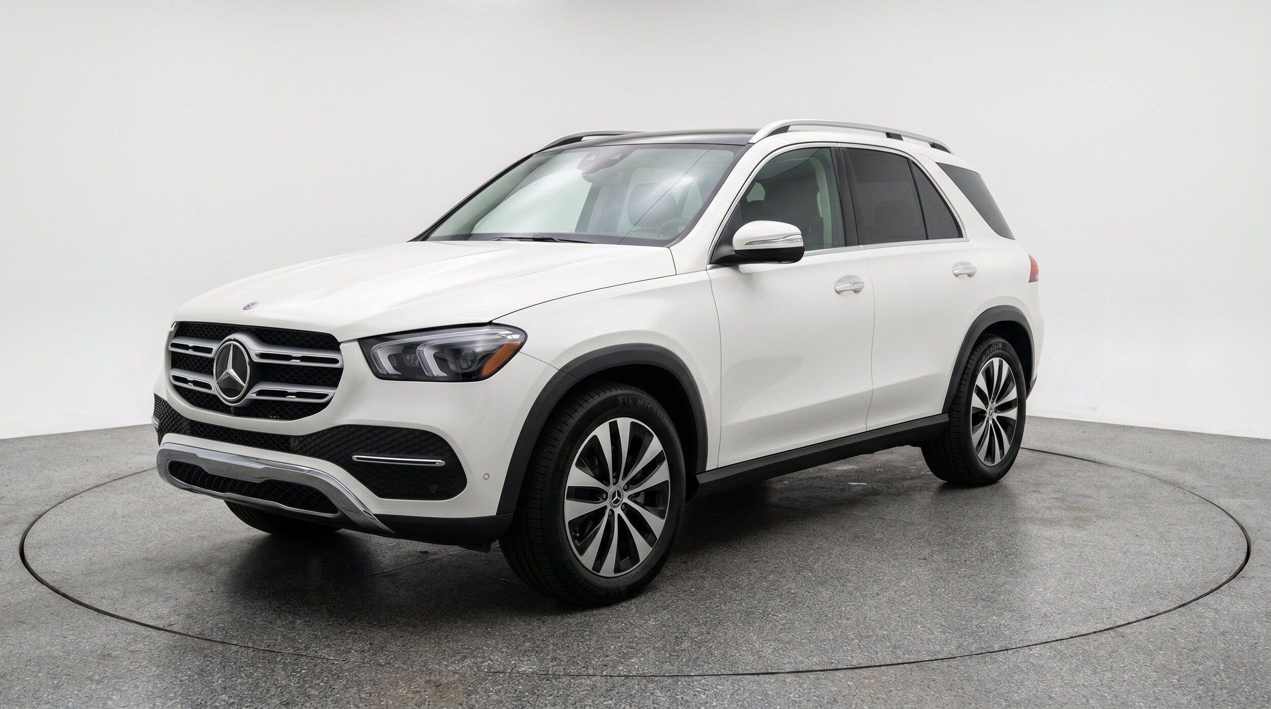 Thumbnail: 2026 Mercedes-Benz GLE - 3