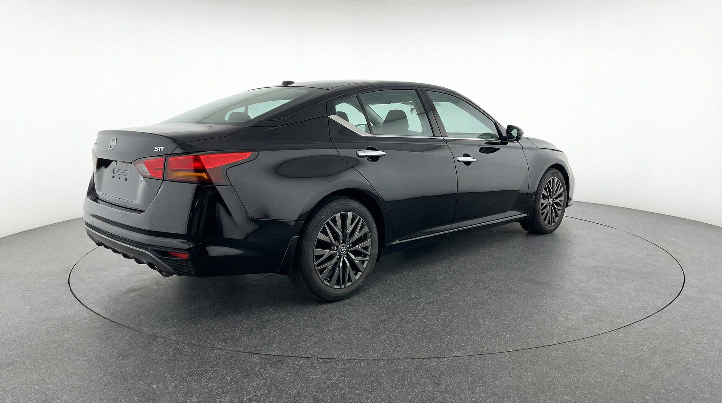 Thumbnail: 2025 Nissan Altima - 9