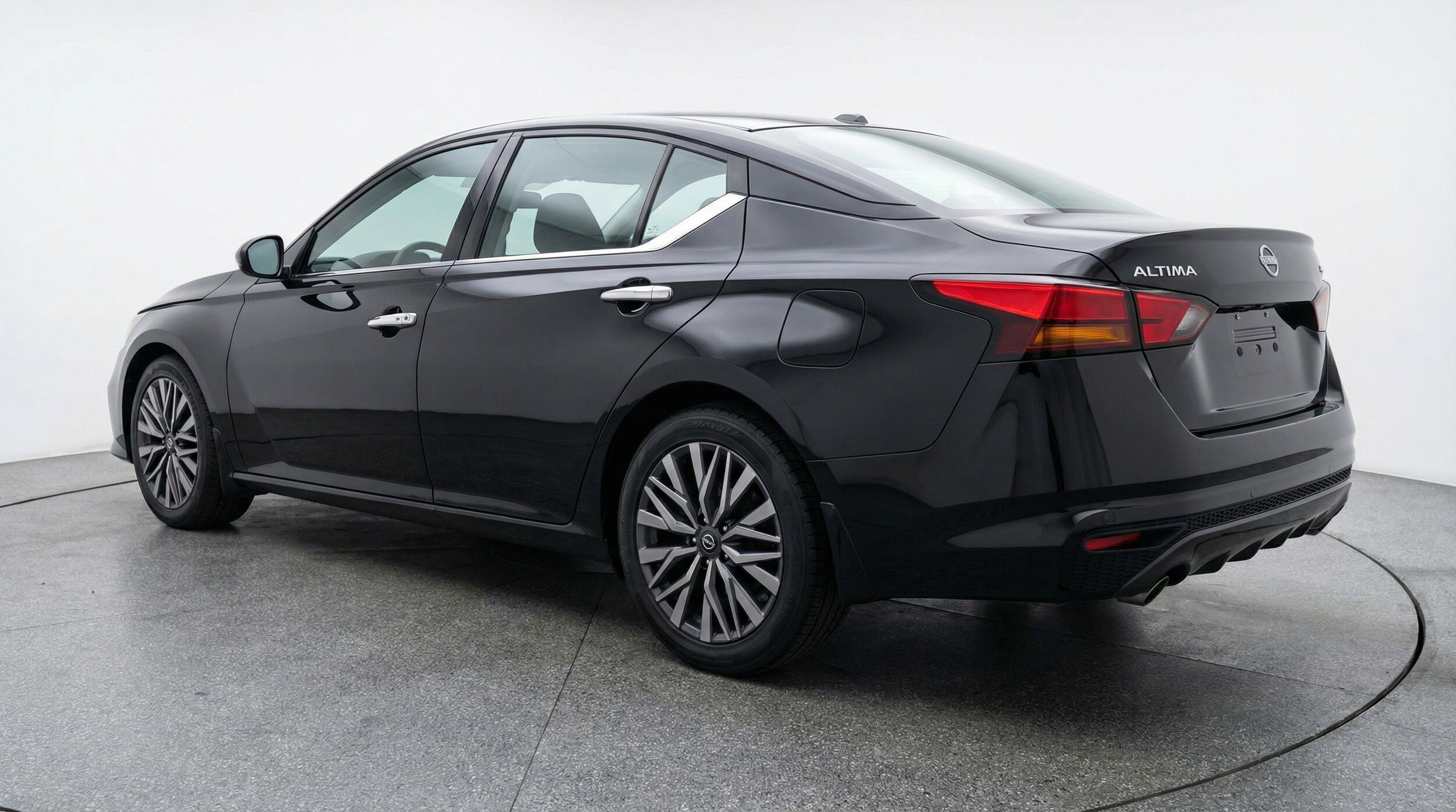 Thumbnail: 2025 Nissan Altima - 6