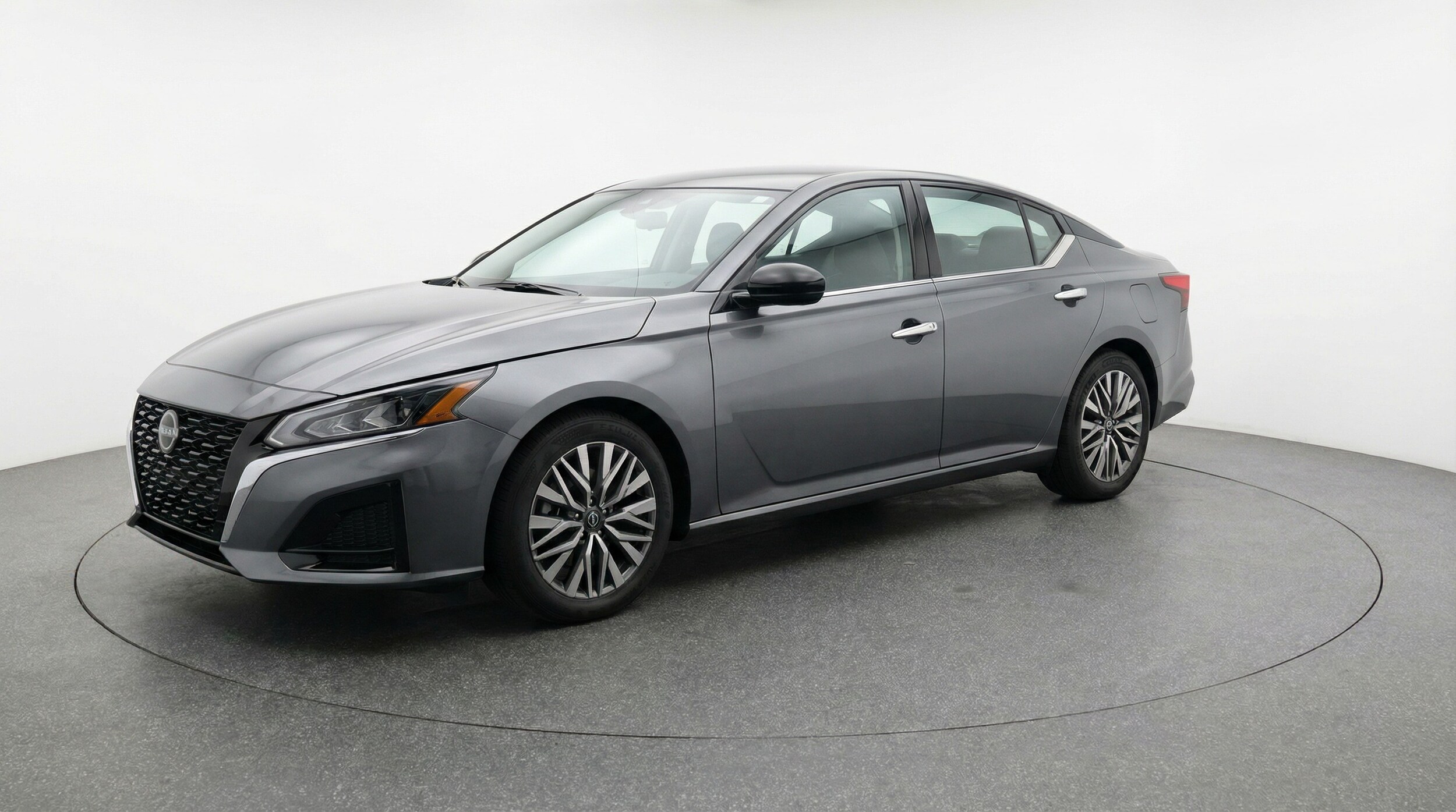 Thumbnail: 2025 Nissan Altima - 3