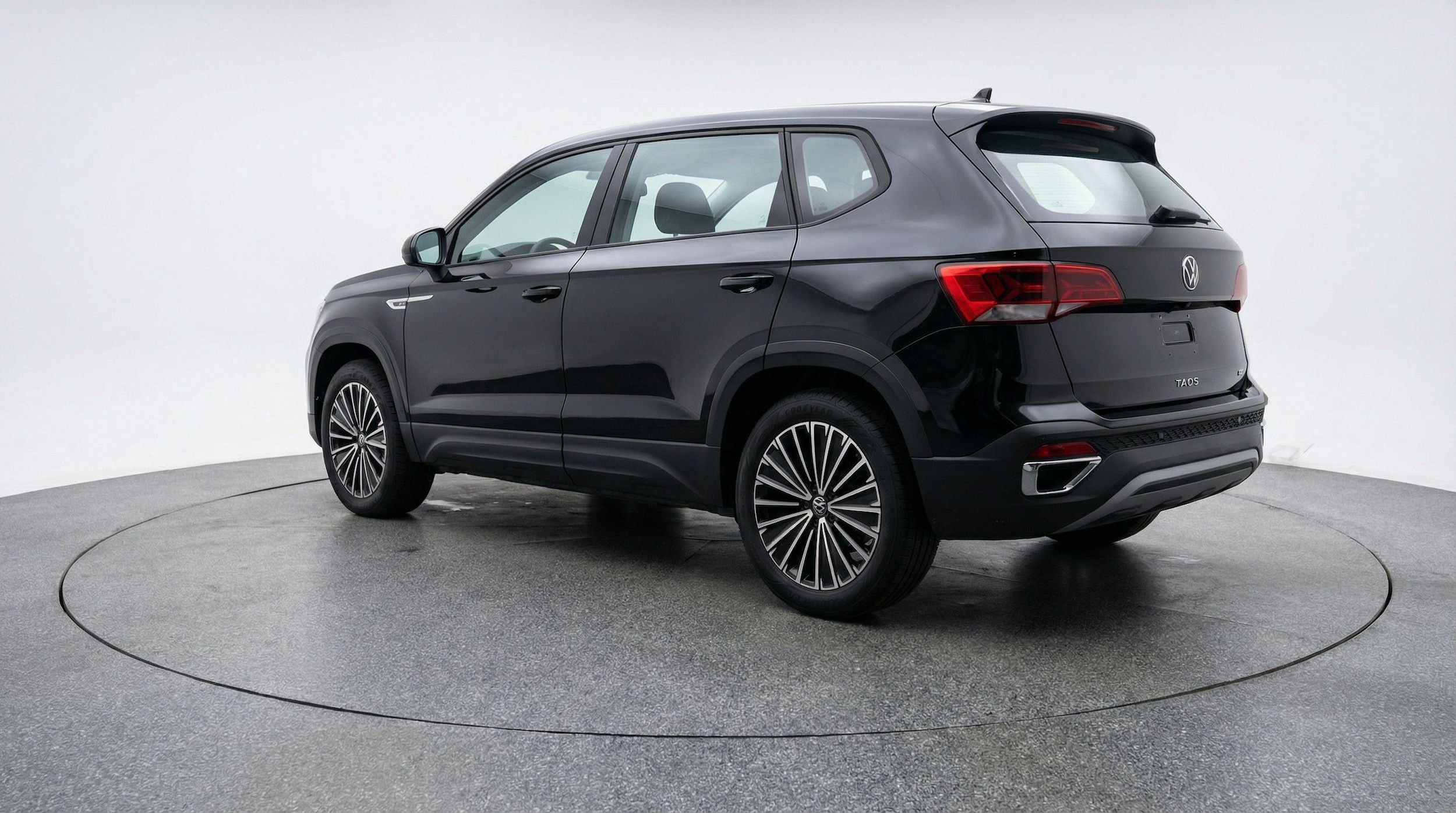 Thumbnail: 2025 Volkswagen Taos - 6