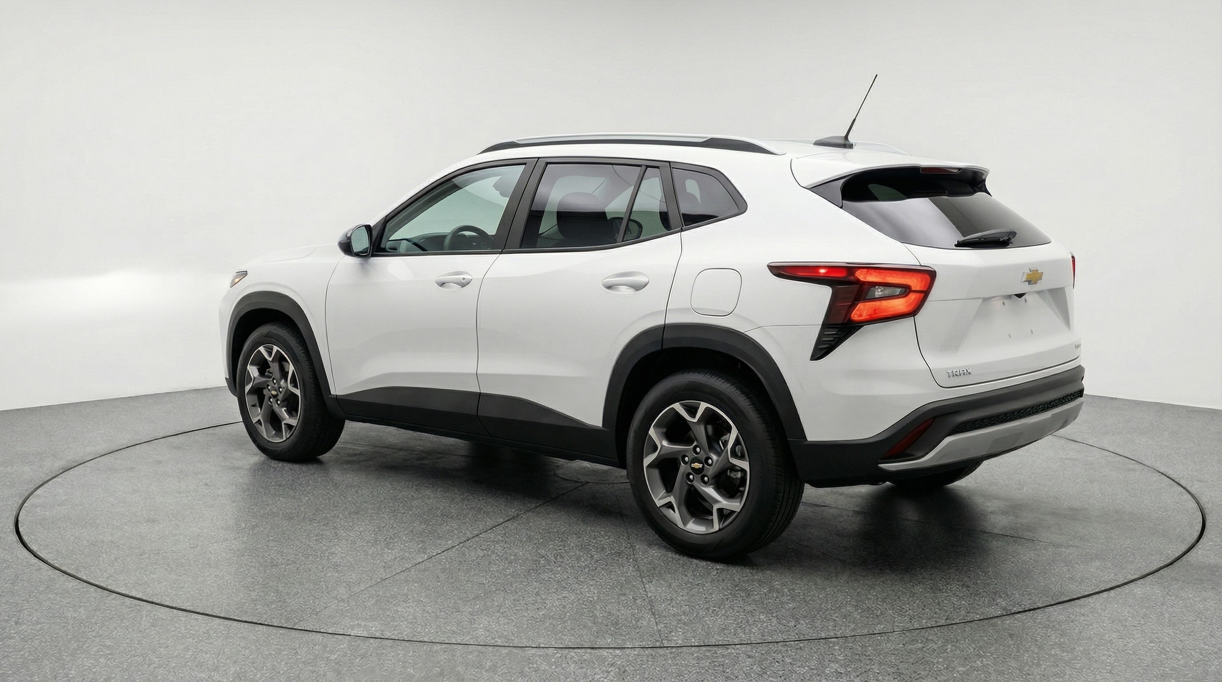 Thumbnail: 2025 Chevrolet Trax - 5