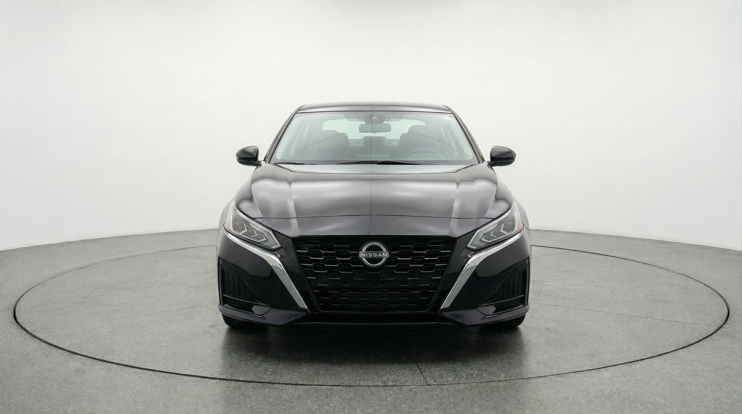 Thumbnail: 2025 Nissan Altima - 2