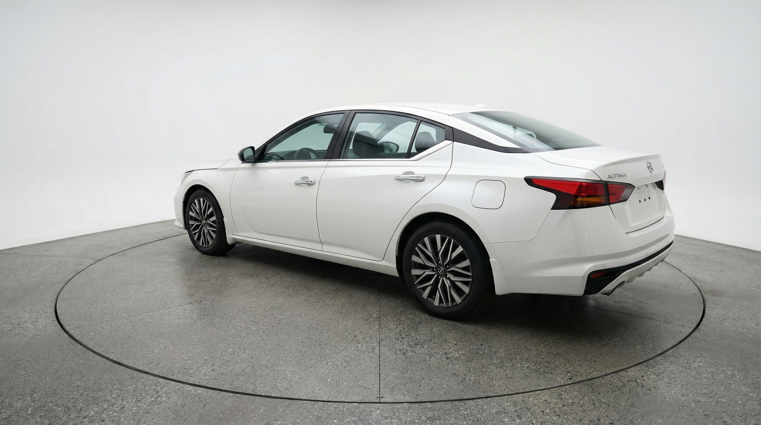 Thumbnail: 2025 Nissan Altima - 6