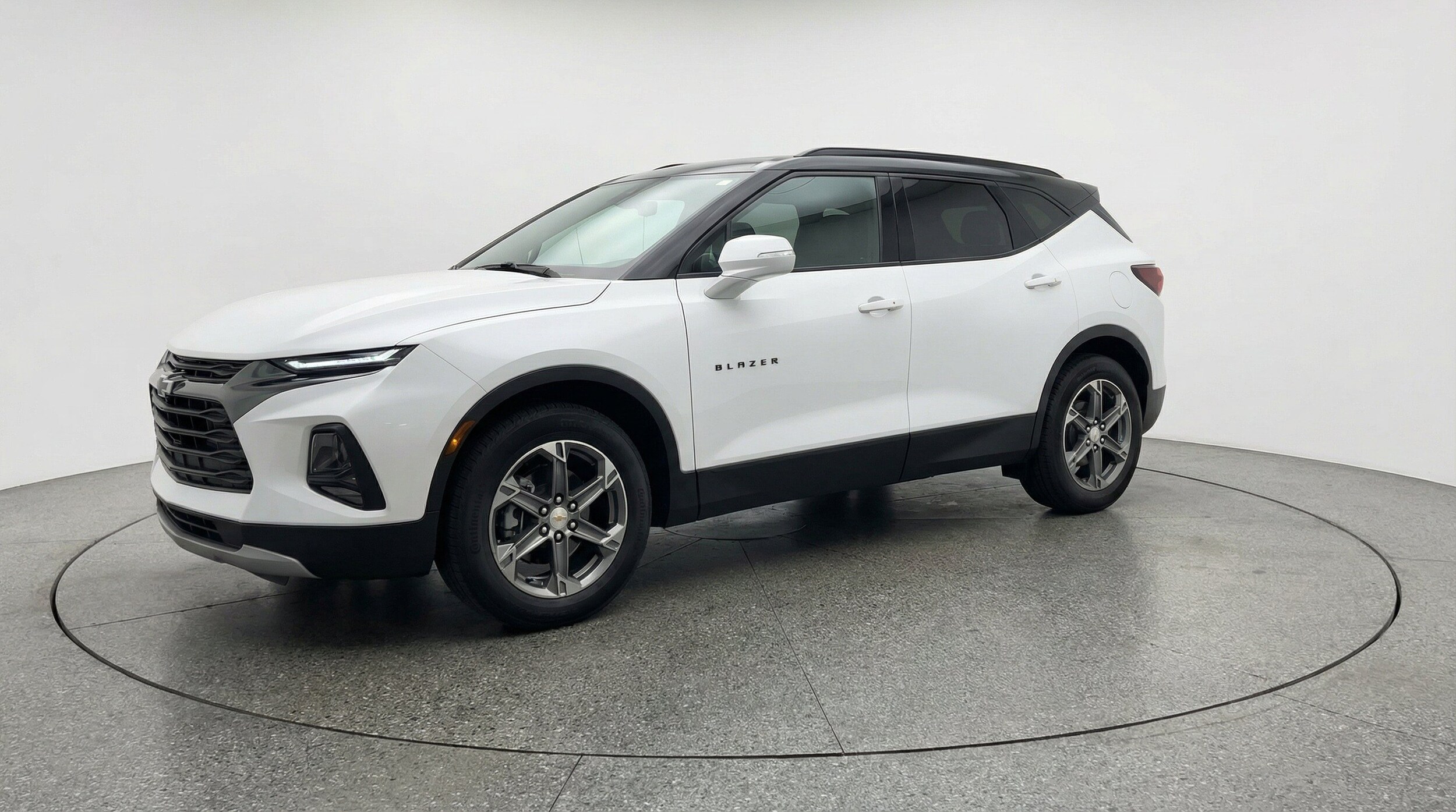 Thumbnail: 2025 Chevrolet Blazer - 3