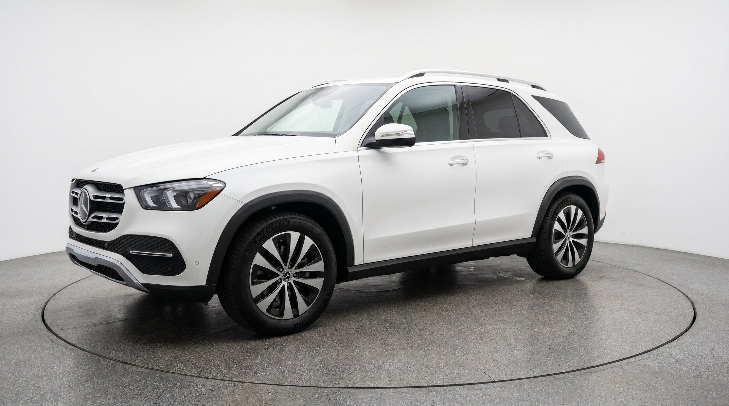 Thumbnail: 2026 Mercedes-Benz GLE - 3