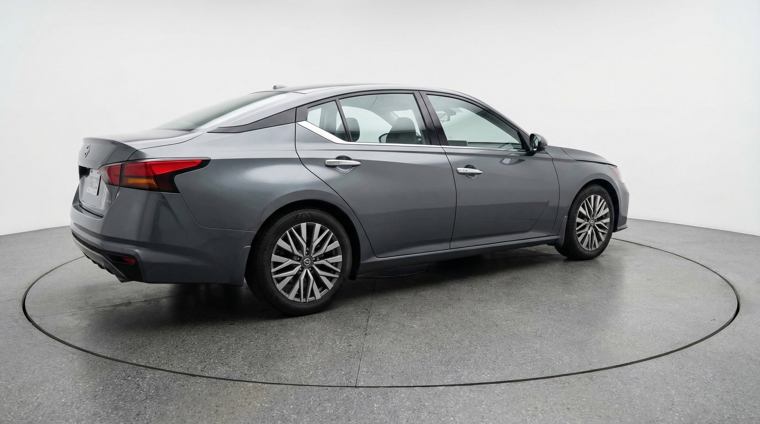 Thumbnail: 2025 Nissan Altima - 9